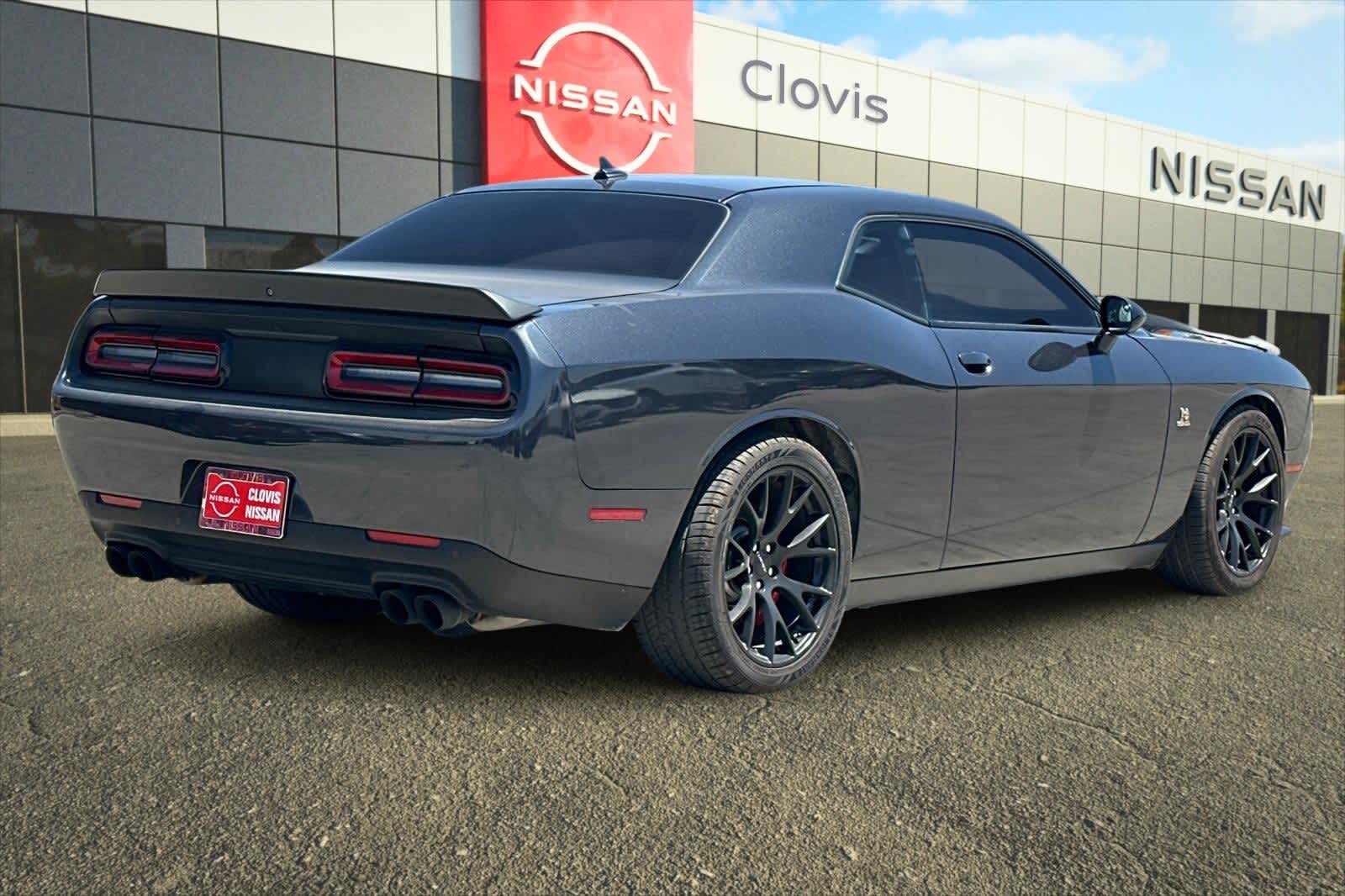 Thumbnail: 2018 Dodge Challenger - 3
