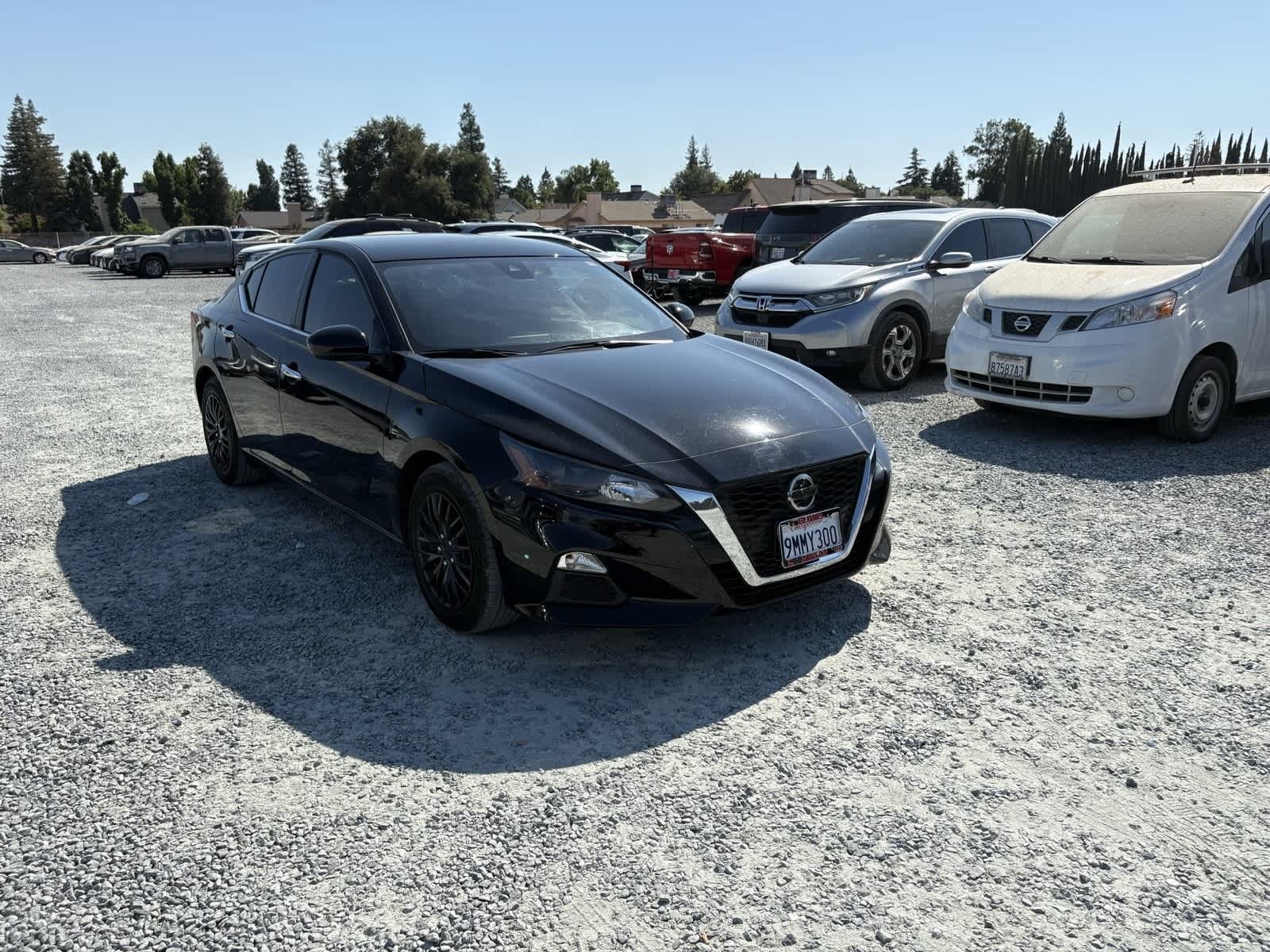 Thumbnail: 2022 Nissan Altima - 10