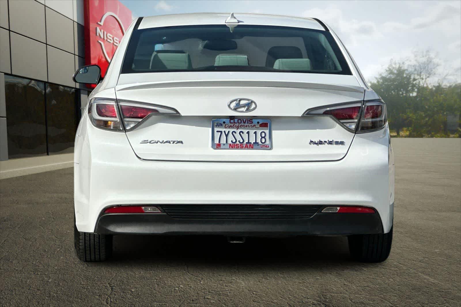 Thumbnail: 2017 Hyundai Sonata - 8