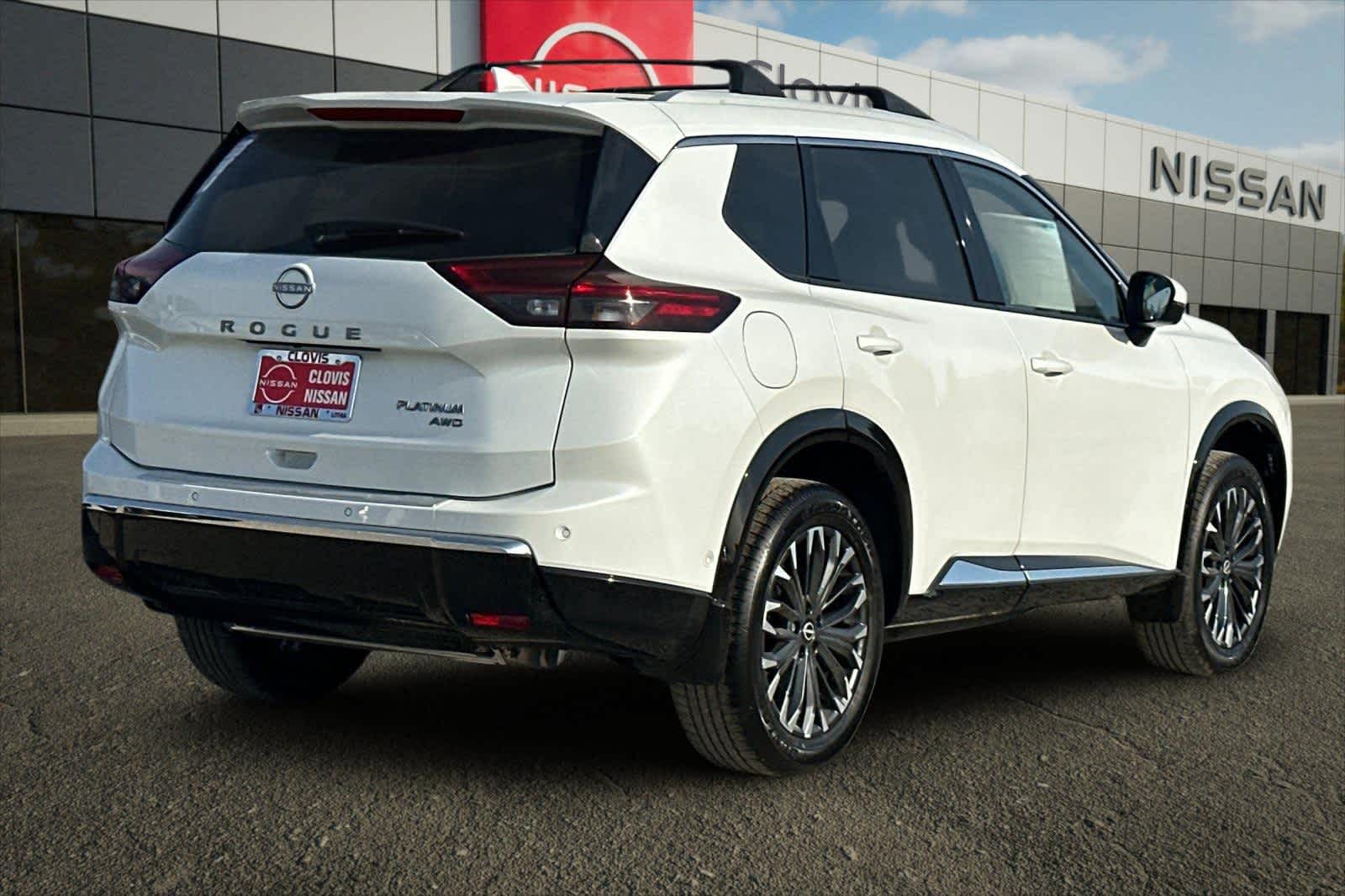 Thumbnail: 2026 Nissan Rogue - 3