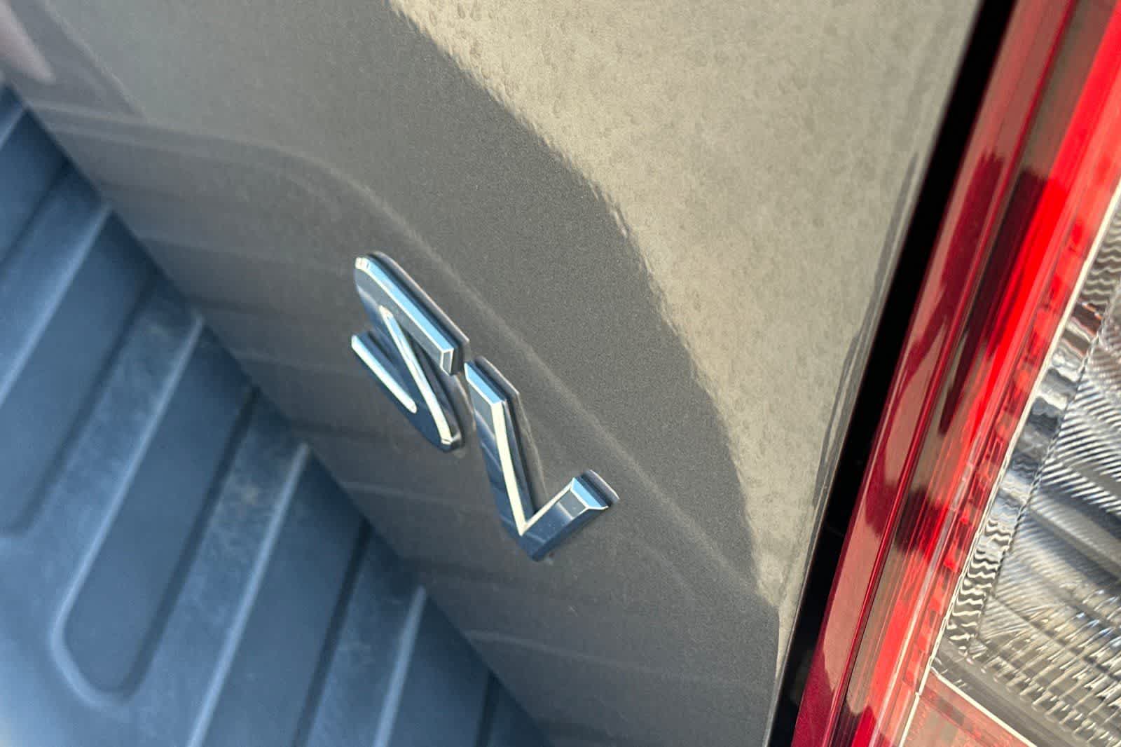 Thumbnail: 2020 Nissan Frontier - 13