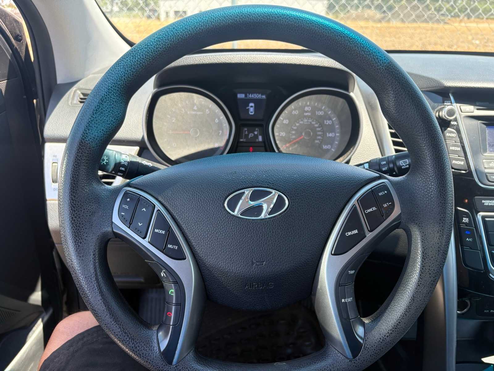 Thumbnail: 2017 Hyundai Elantra - 18