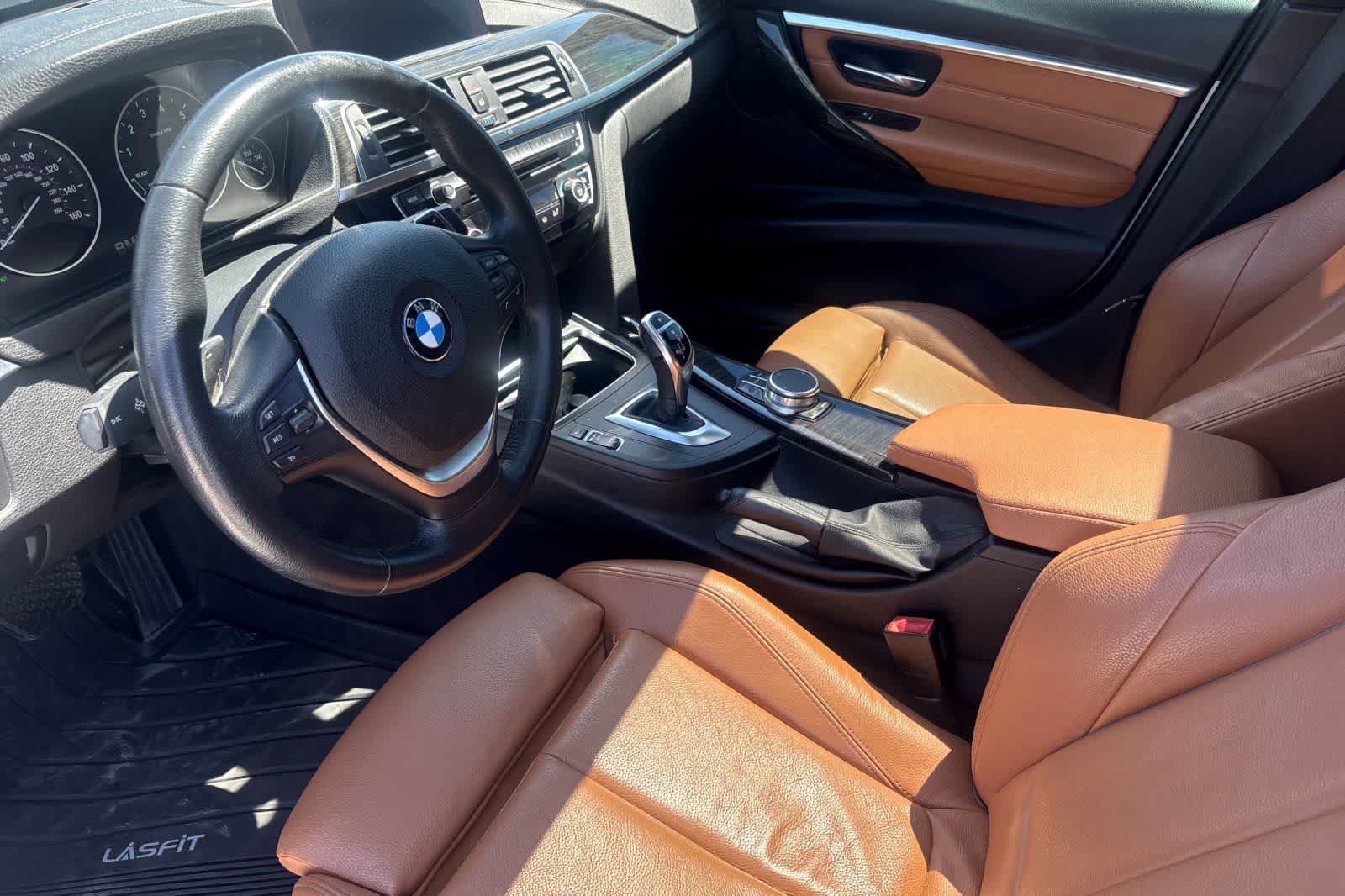 Thumbnail: 2018 BMW 3 Series - 14