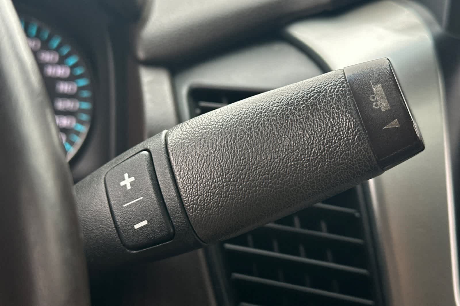 Thumbnail: 2016 Chevrolet Suburban - 30