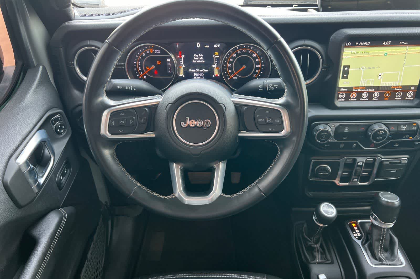 Thumbnail: 2022 Jeep Gladiator - 16