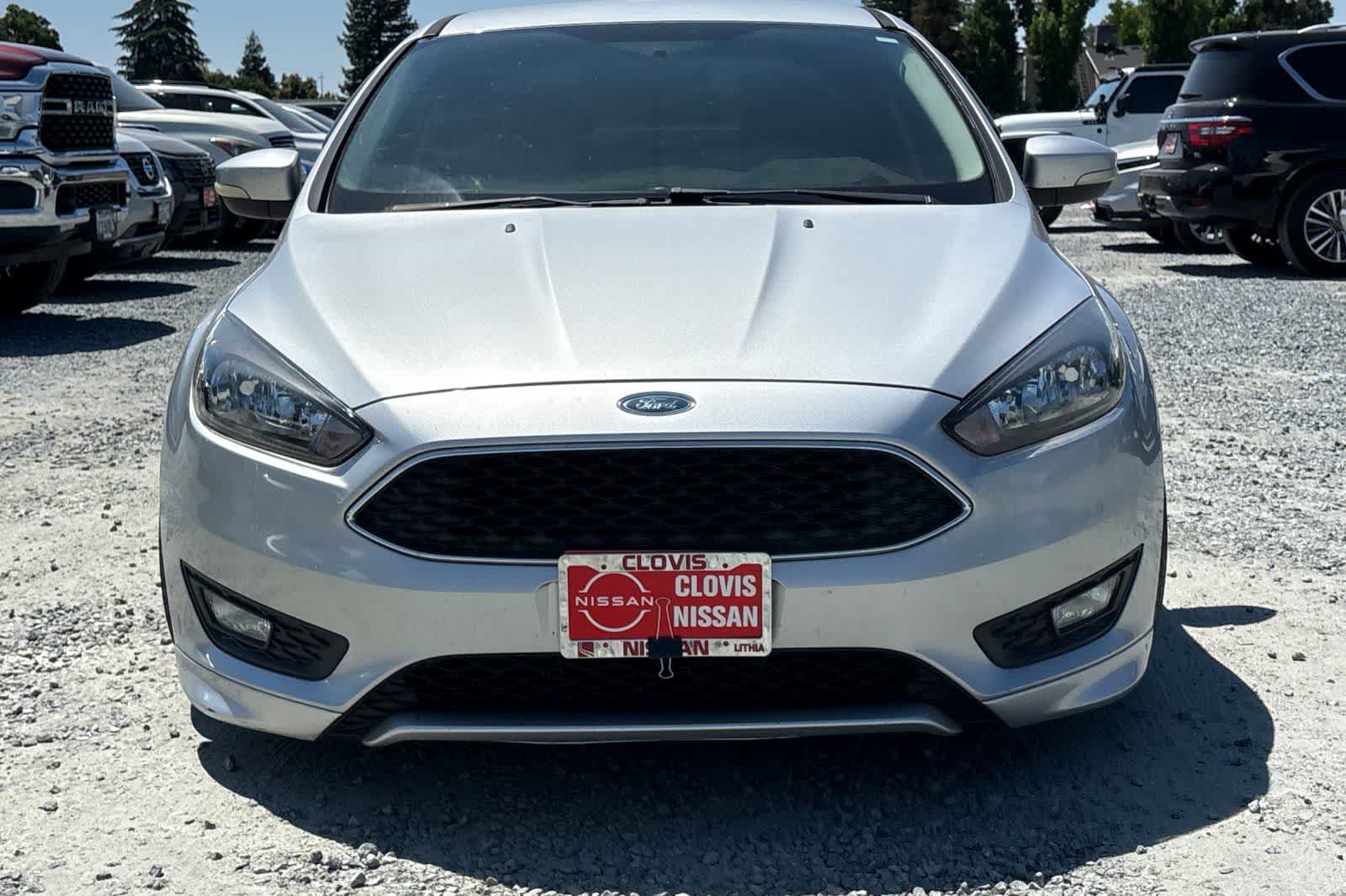 Thumbnail: 2015 Ford Focus - 11
