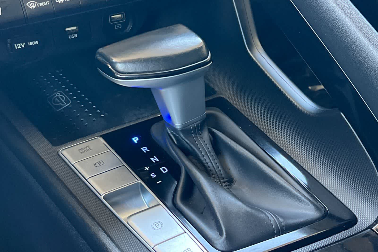 Thumbnail: 2022 Hyundai Elantra - 24