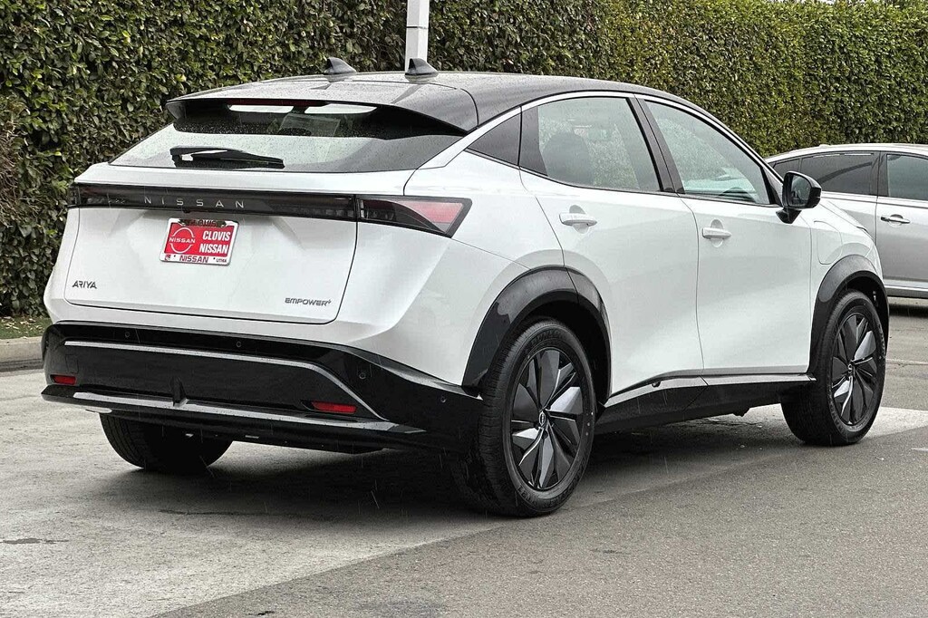 New 2023 Nissan ARIYA EMPOWER+ SUV Everest White Pearl Tricoat/Black