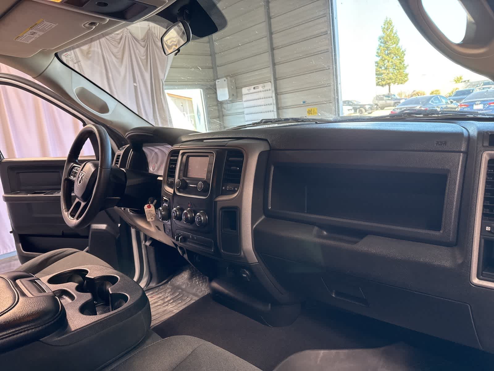 Thumbnail: 2021 RAM 1500 Classic - 18