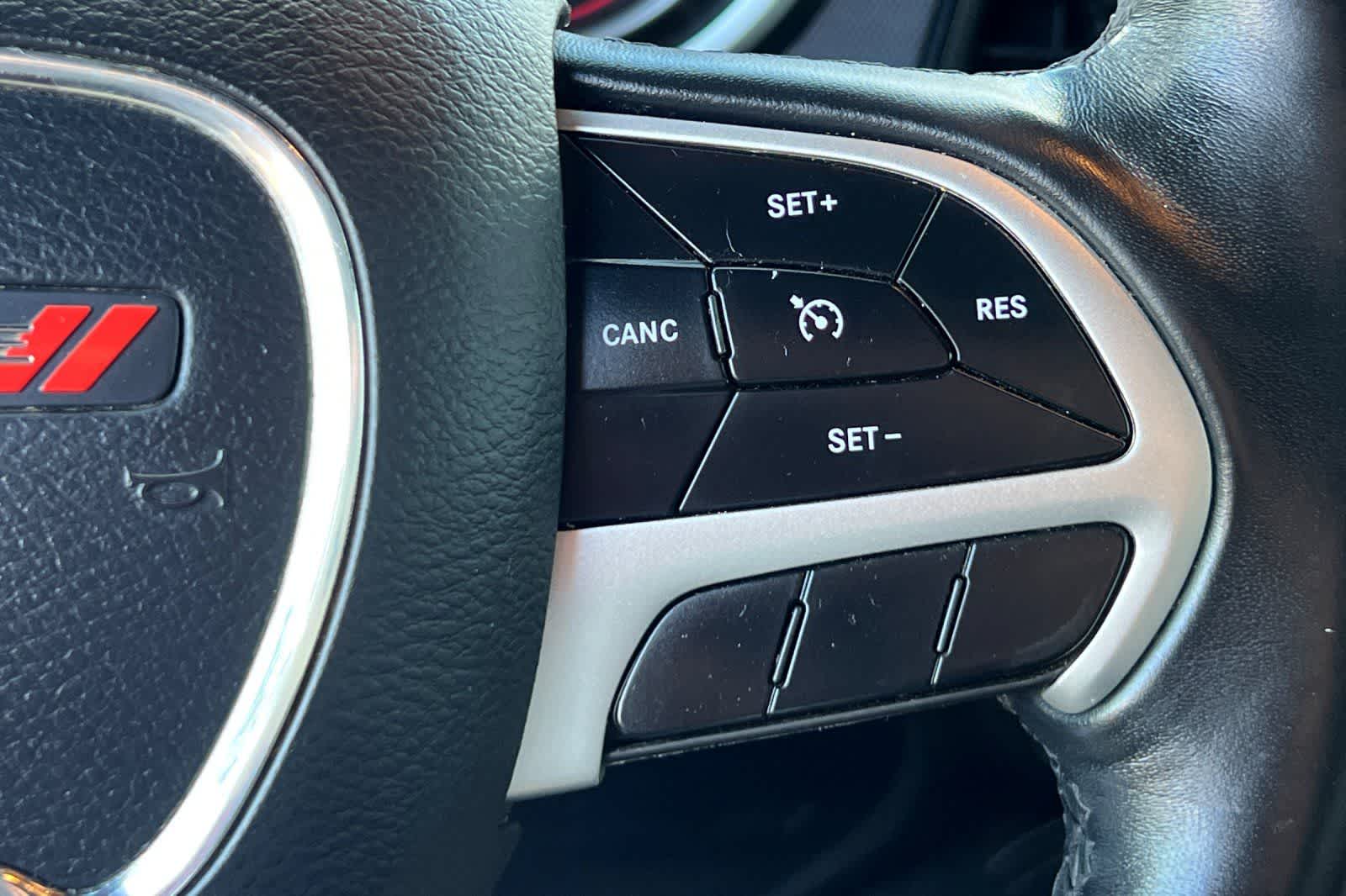 Thumbnail: 2018 Dodge Challenger - 30