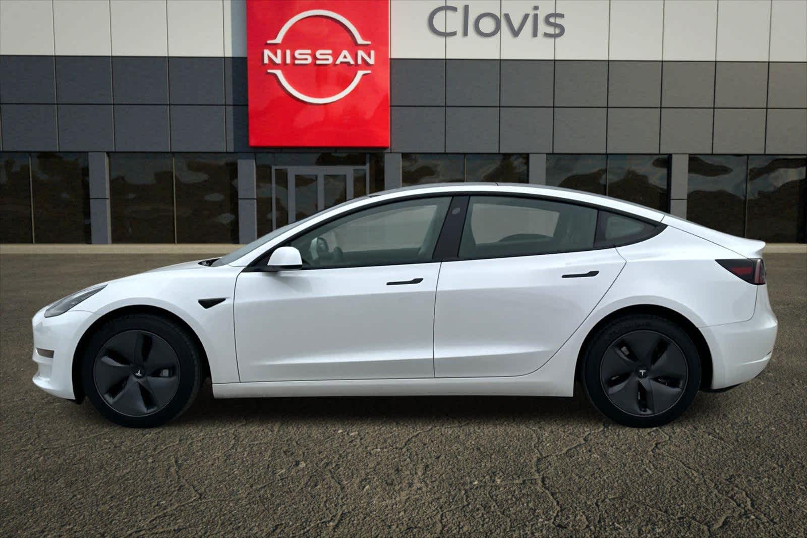 Thumbnail: 2023 Tesla Model 3 - 6