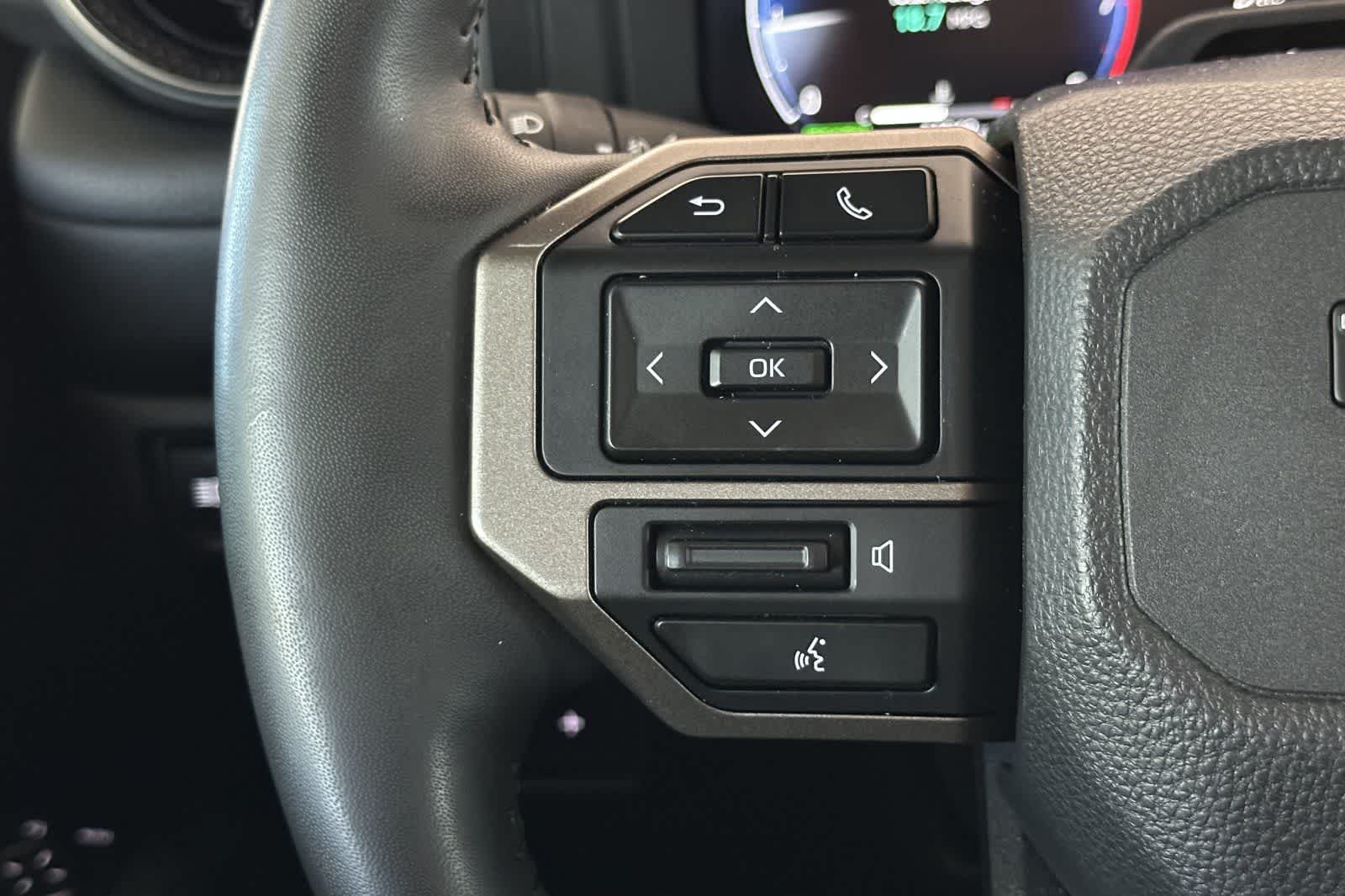 Thumbnail: 2025 Toyota Land Cruiser - 32