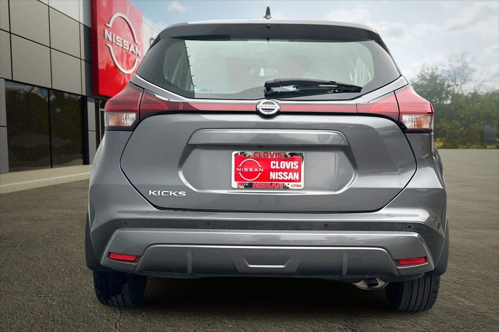 Thumbnail: 2021 Nissan Kicks - 8