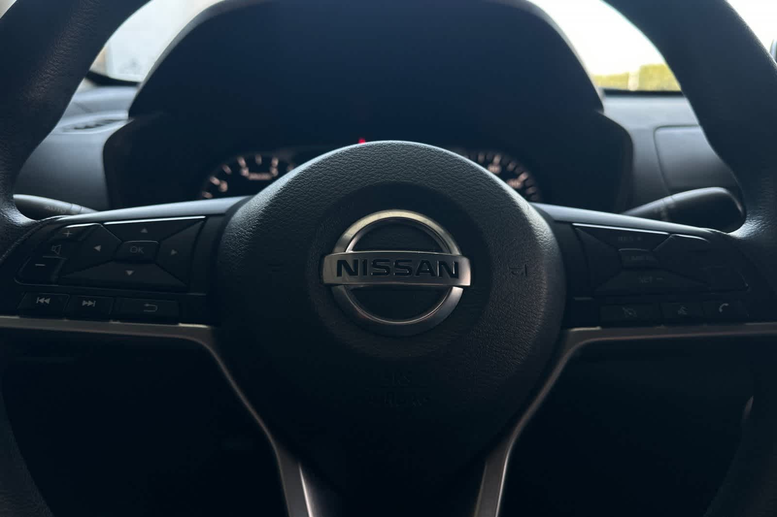 Thumbnail: 2019 Nissan Altima - 25