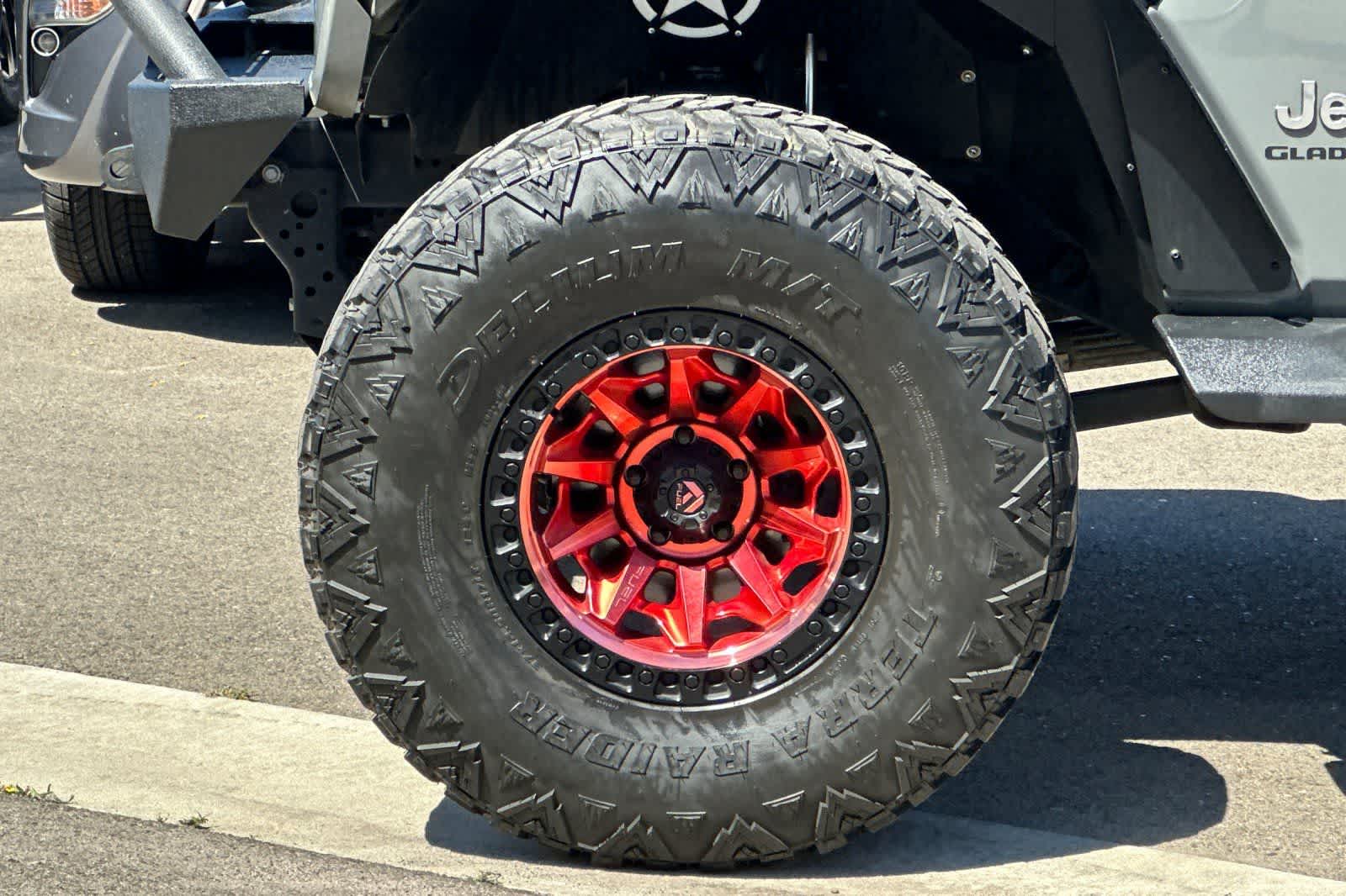 Thumbnail: 2022 Jeep Gladiator - 34