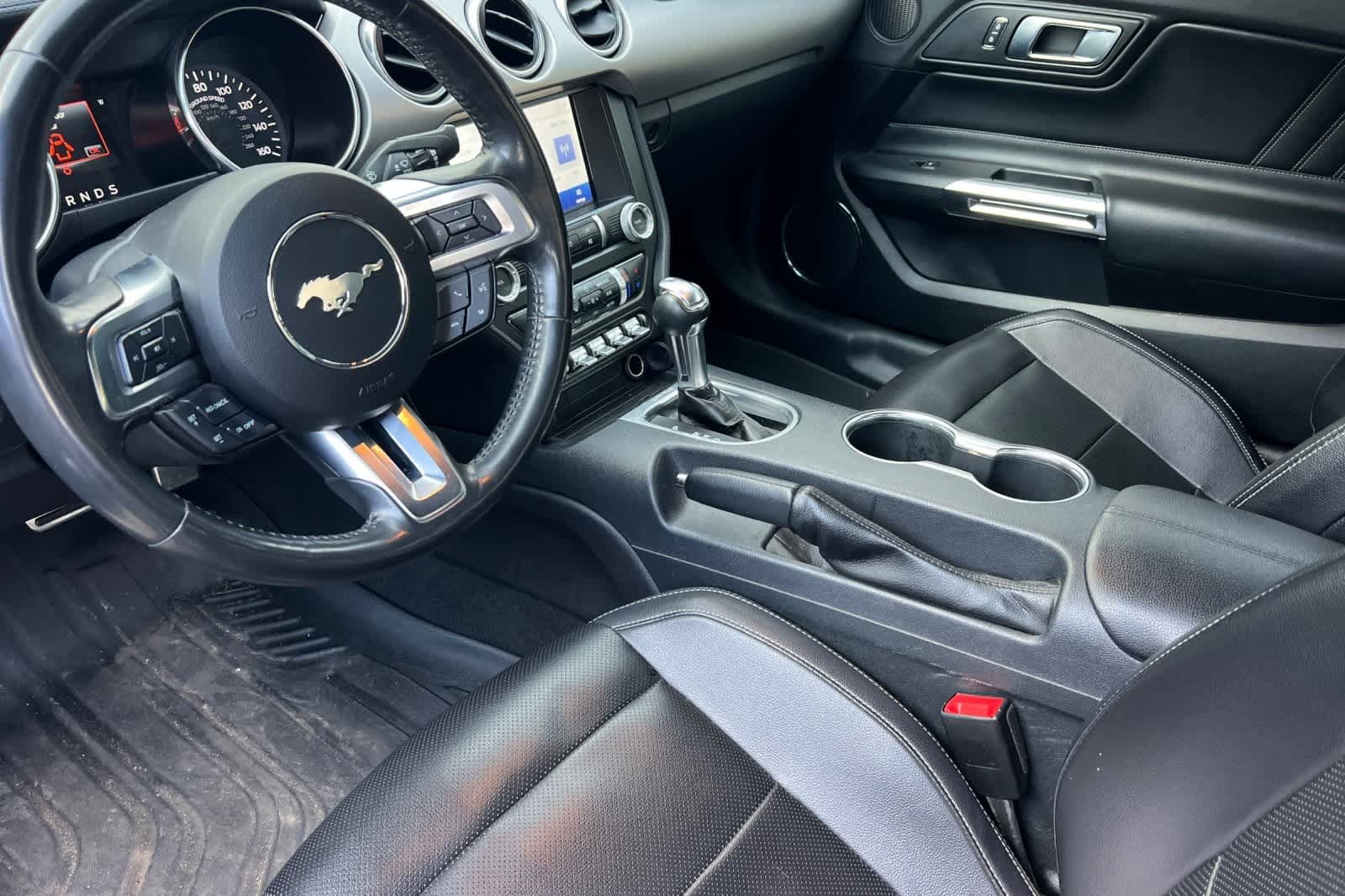 Thumbnail: 2022 Ford Mustang - 12