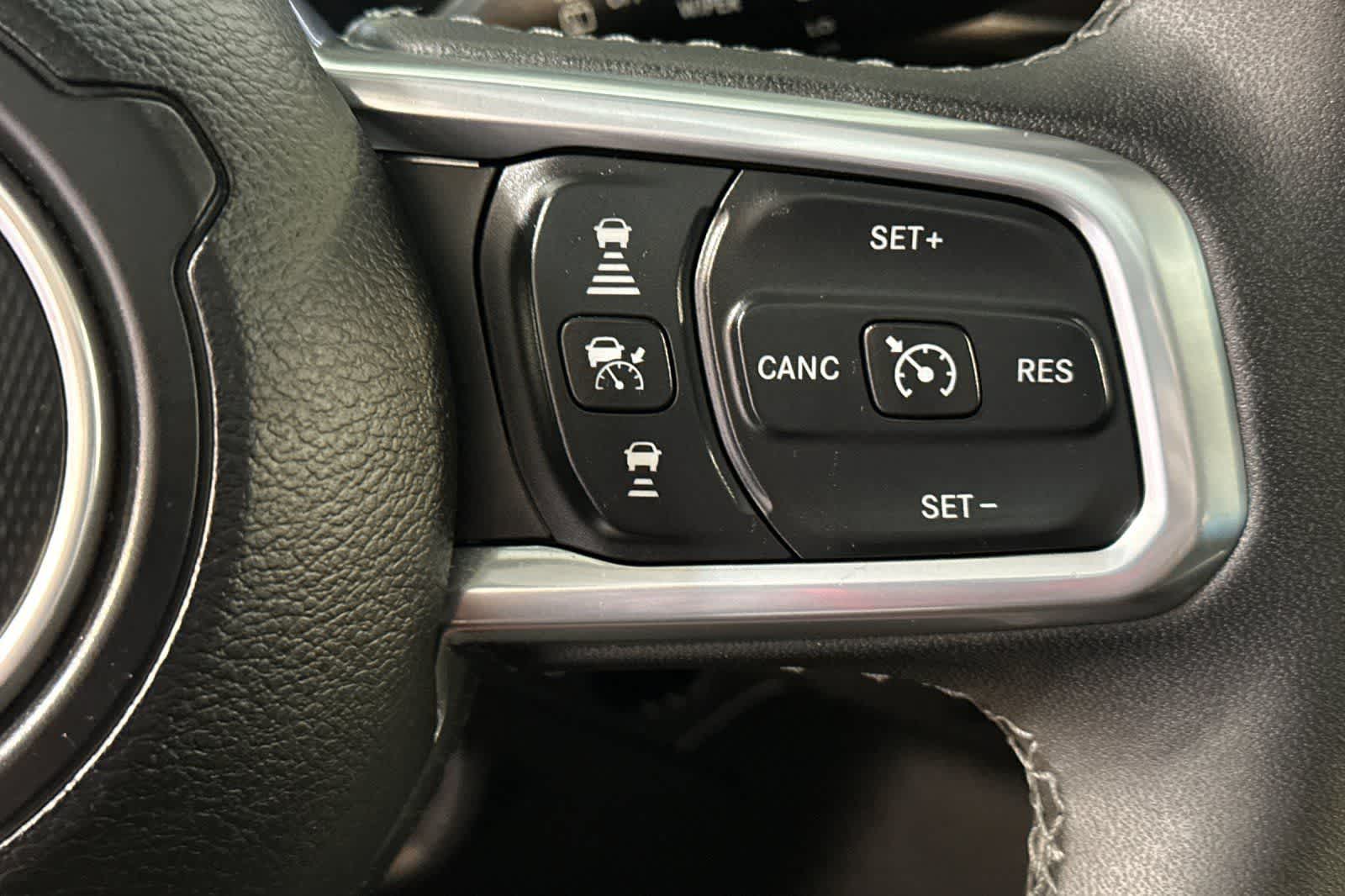 Thumbnail: 2025 Jeep Wrangler - 30