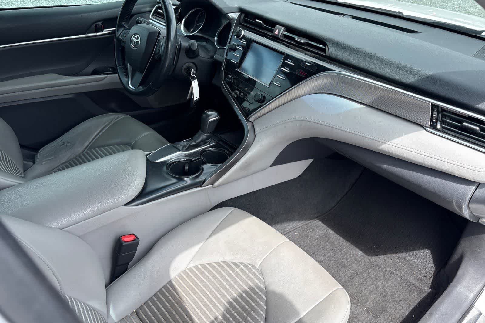 Thumbnail: 2018 Toyota Camry - 17
