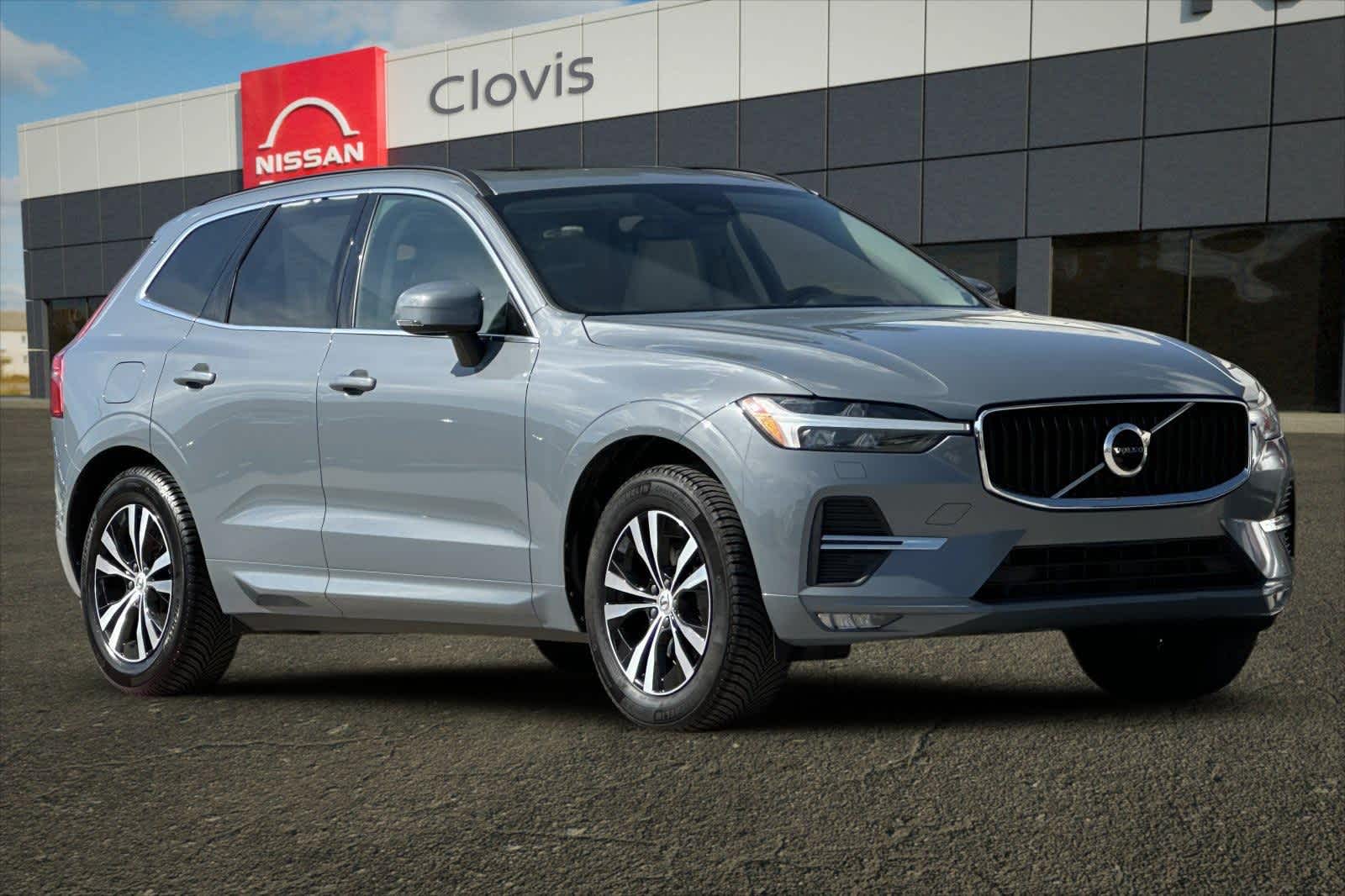 Thumbnail: 2023 Volvo XC60 - 10