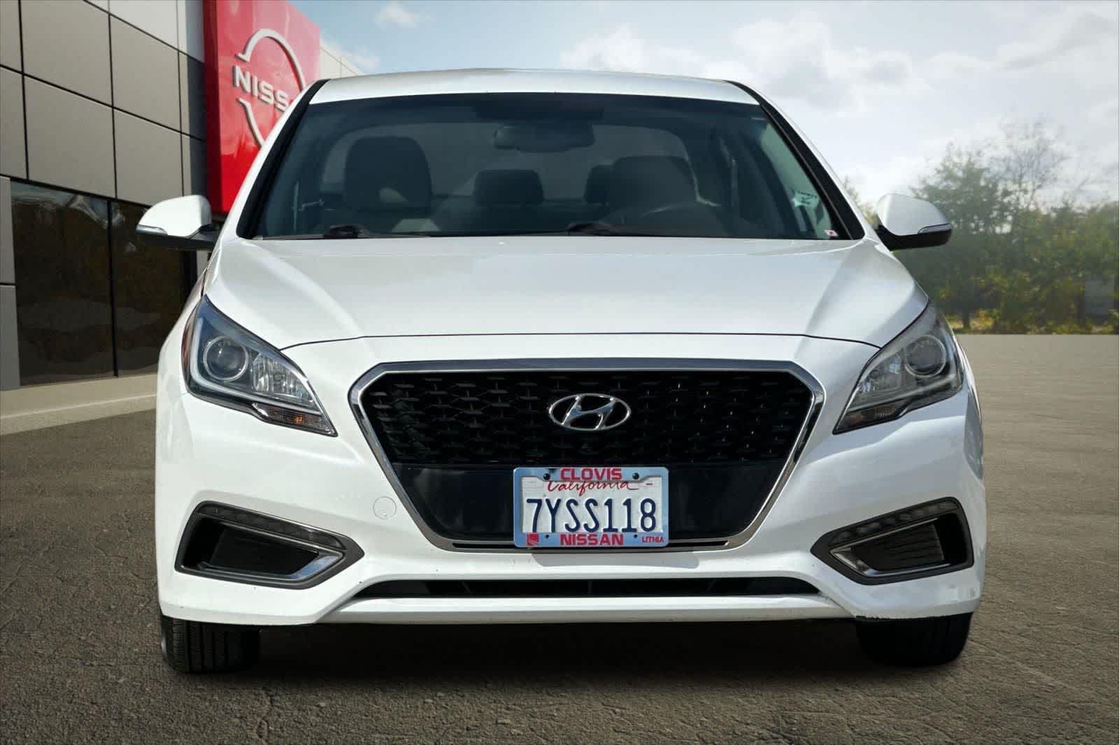 Thumbnail: 2017 Hyundai Sonata - 11