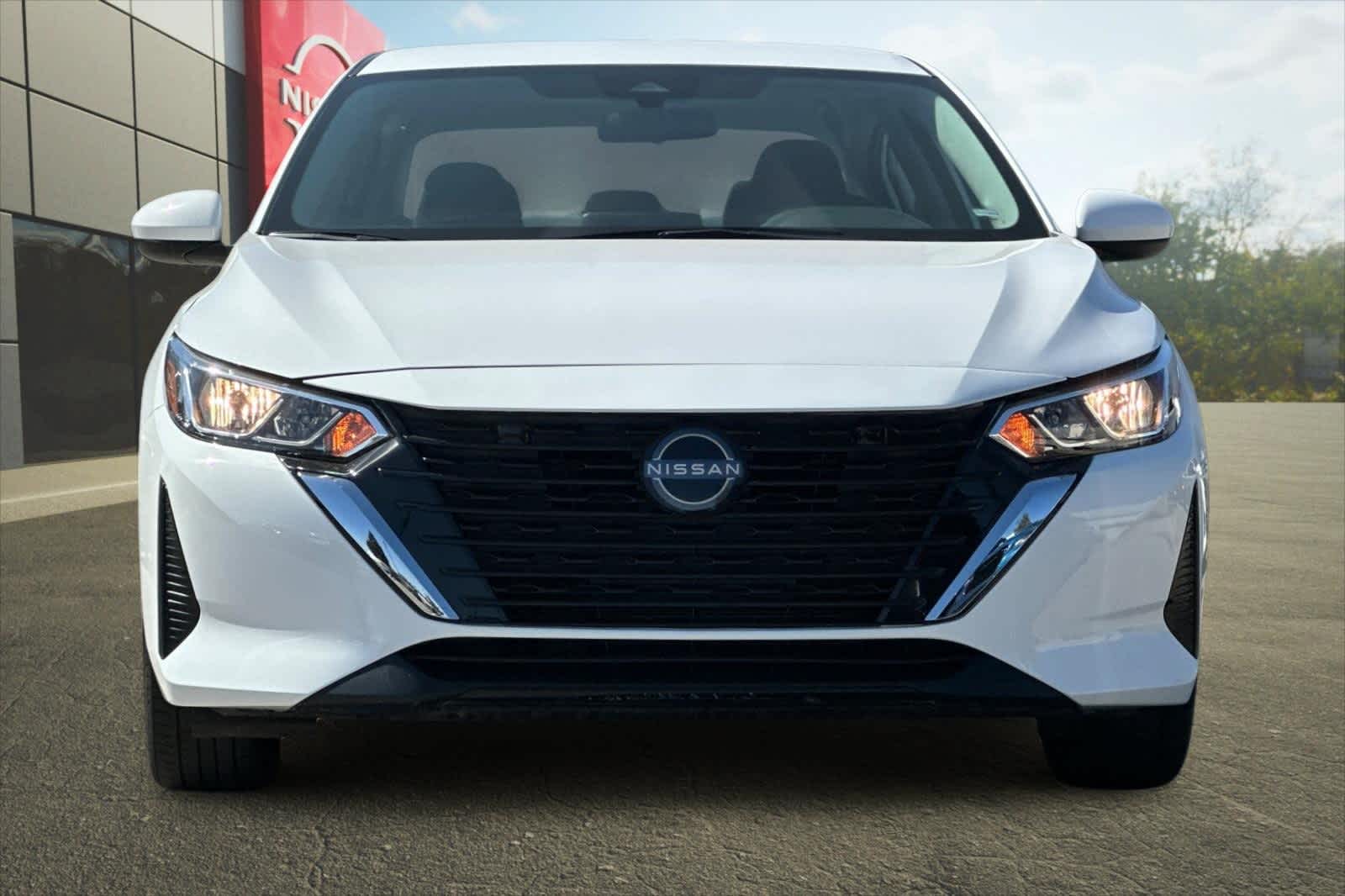 Thumbnail: 2024 Nissan Sentra - 11