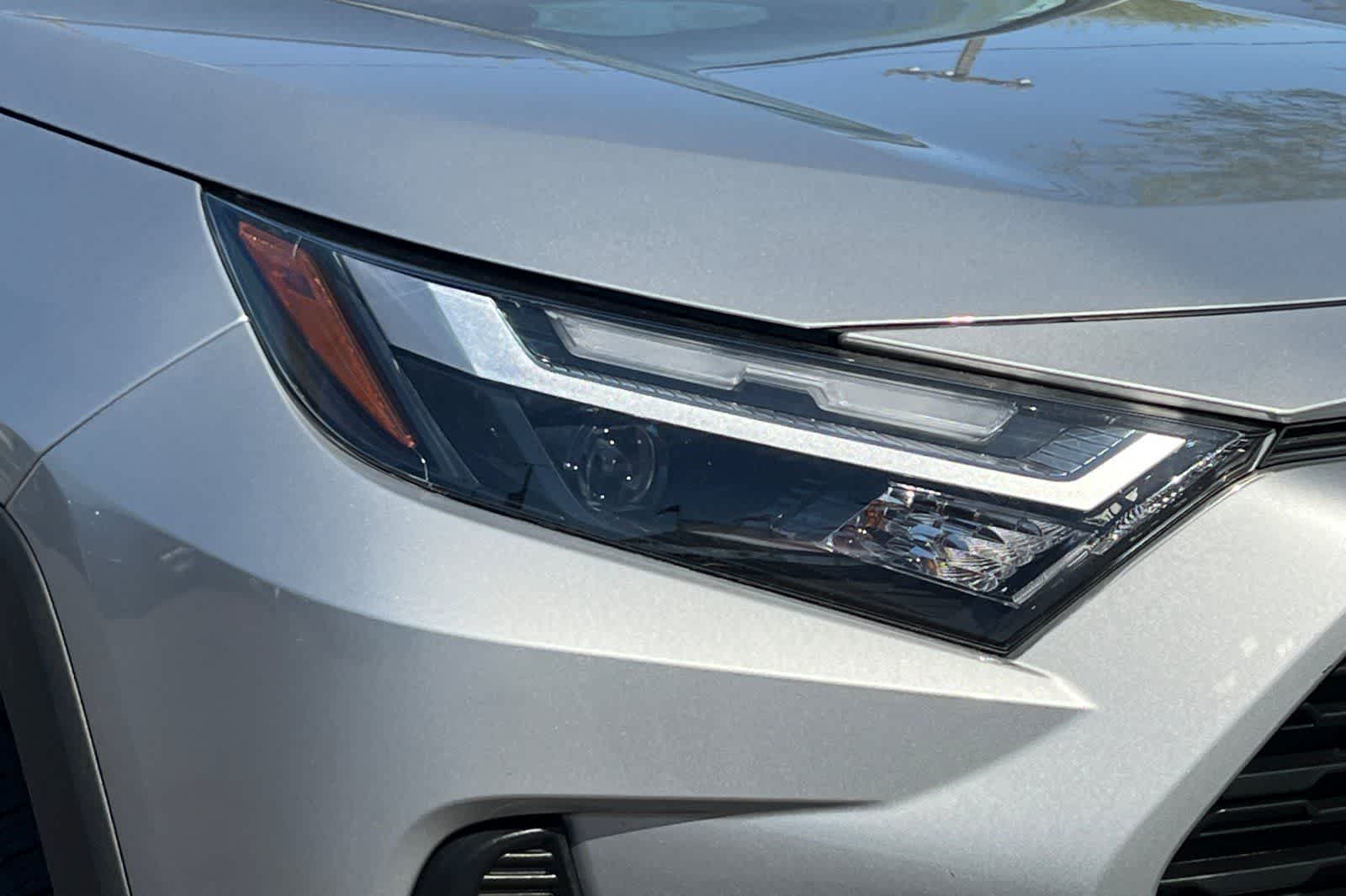Thumbnail: 2023 Toyota RAV4 - 31