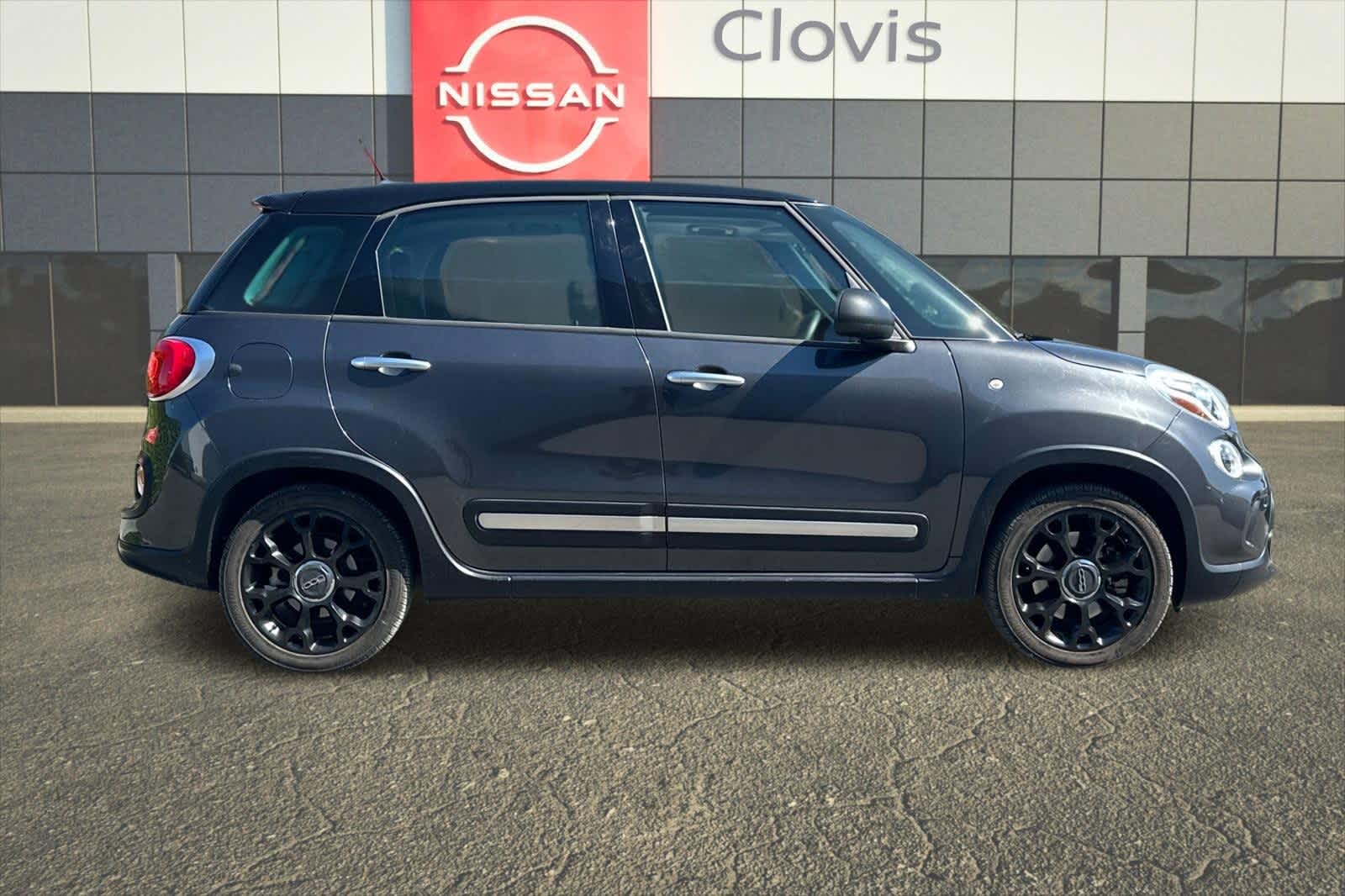 Thumbnail: 2016 Fiat 500L - 9