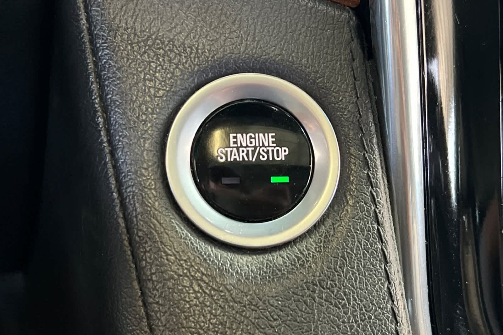 2018 Cadillac Escalade Luxury 25