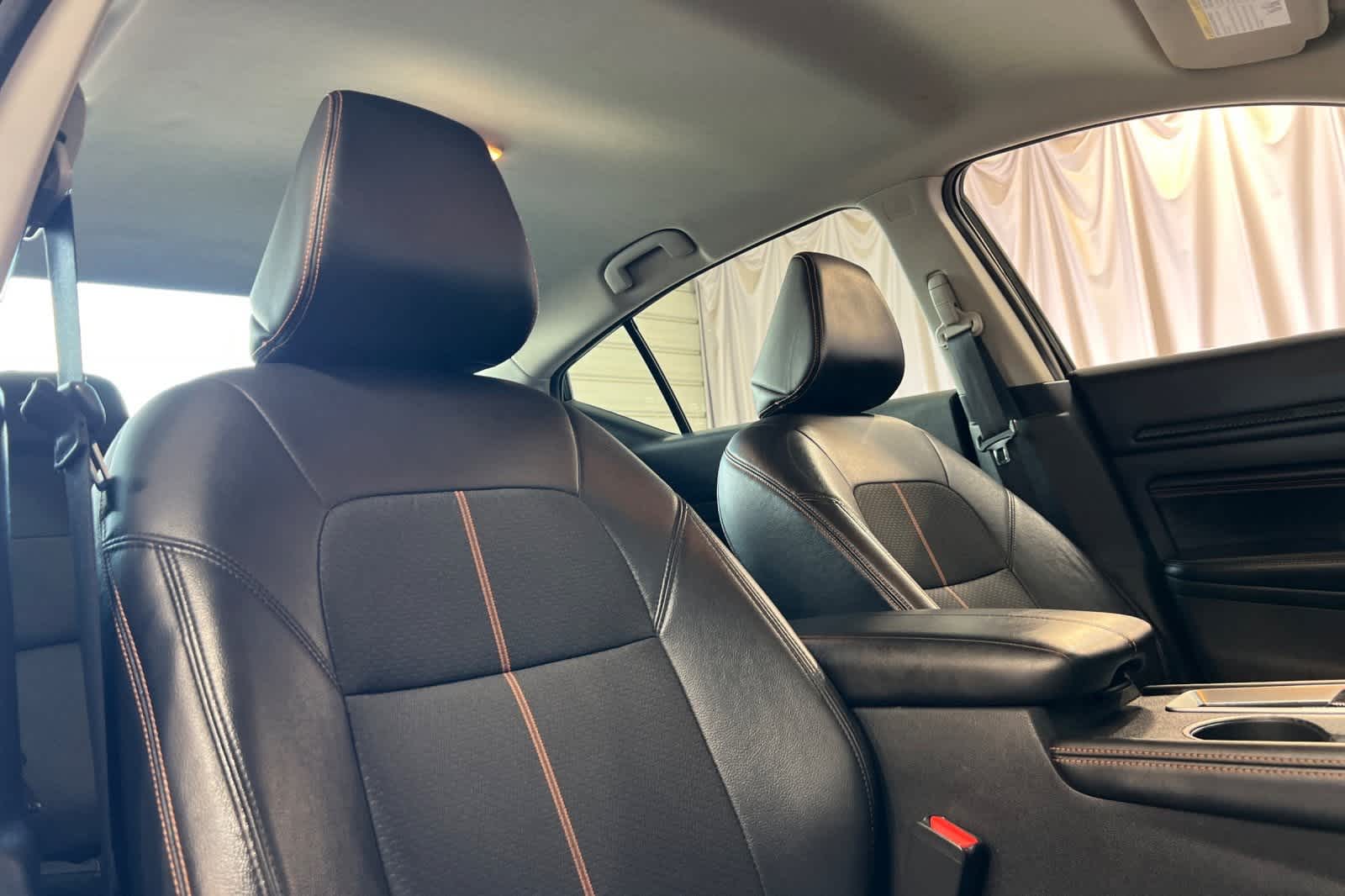 2022 Nissan Altima SR 17