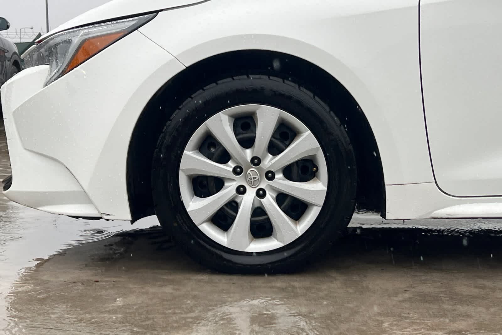 Thumbnail: 2023 Toyota Corolla - 26