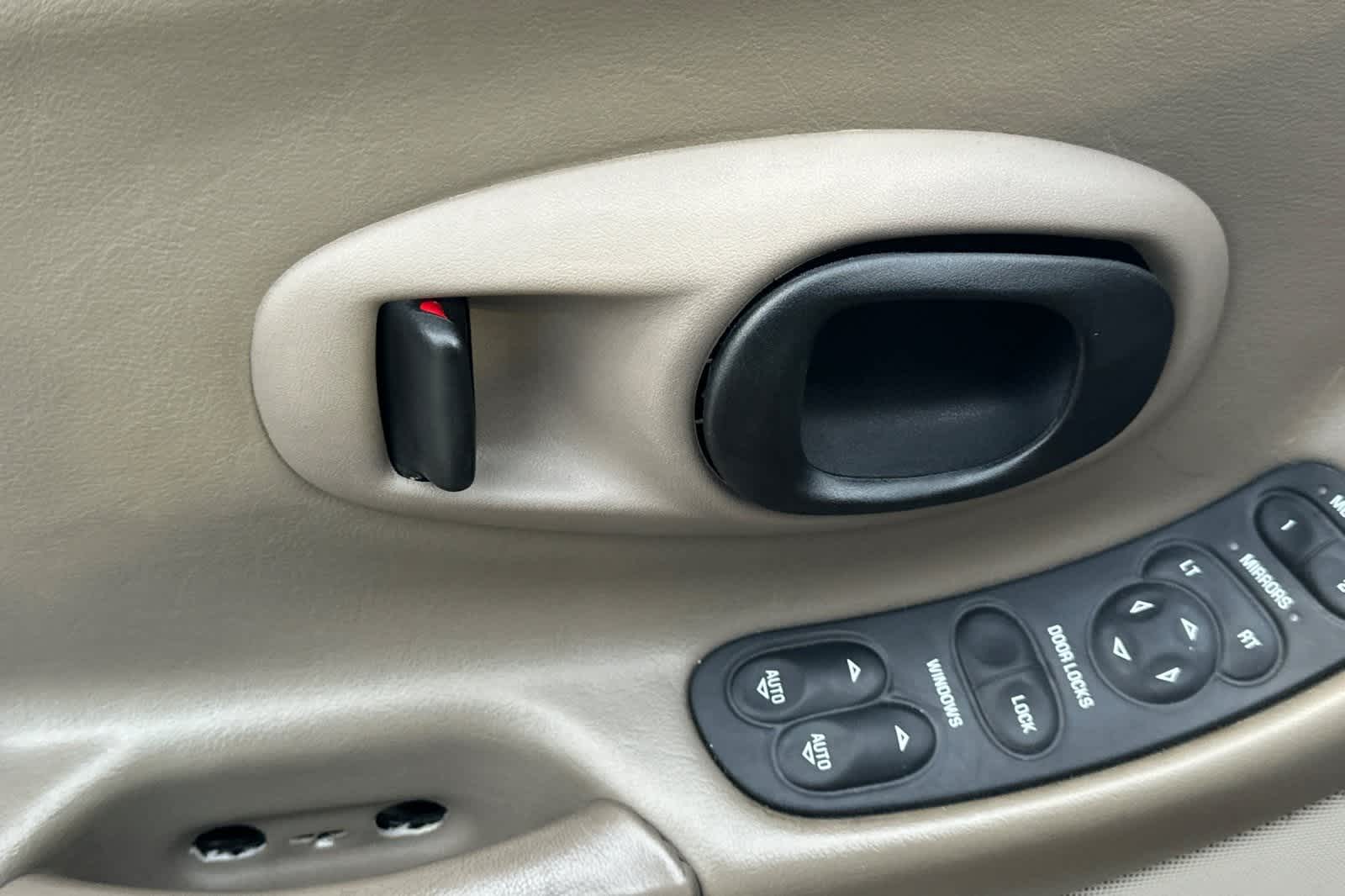 Thumbnail: 2003 Chevrolet Corvette - 12