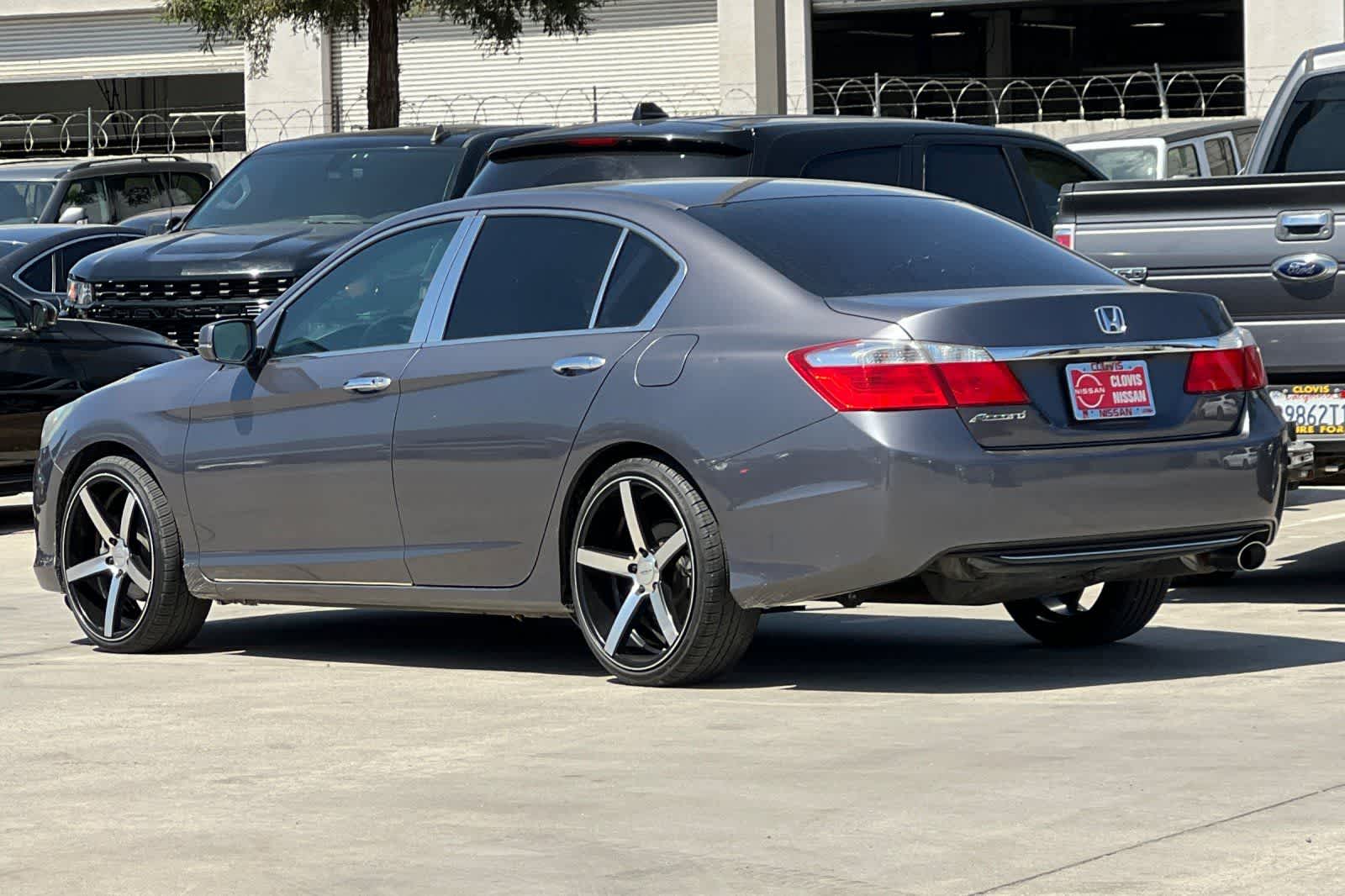 Thumbnail: 2015 Honda Accord - 7
