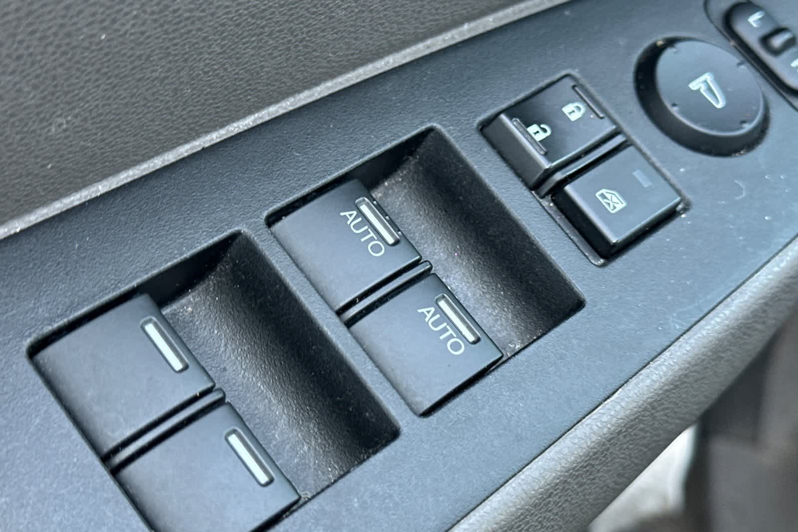 Thumbnail: 2015 Honda Odyssey - 14