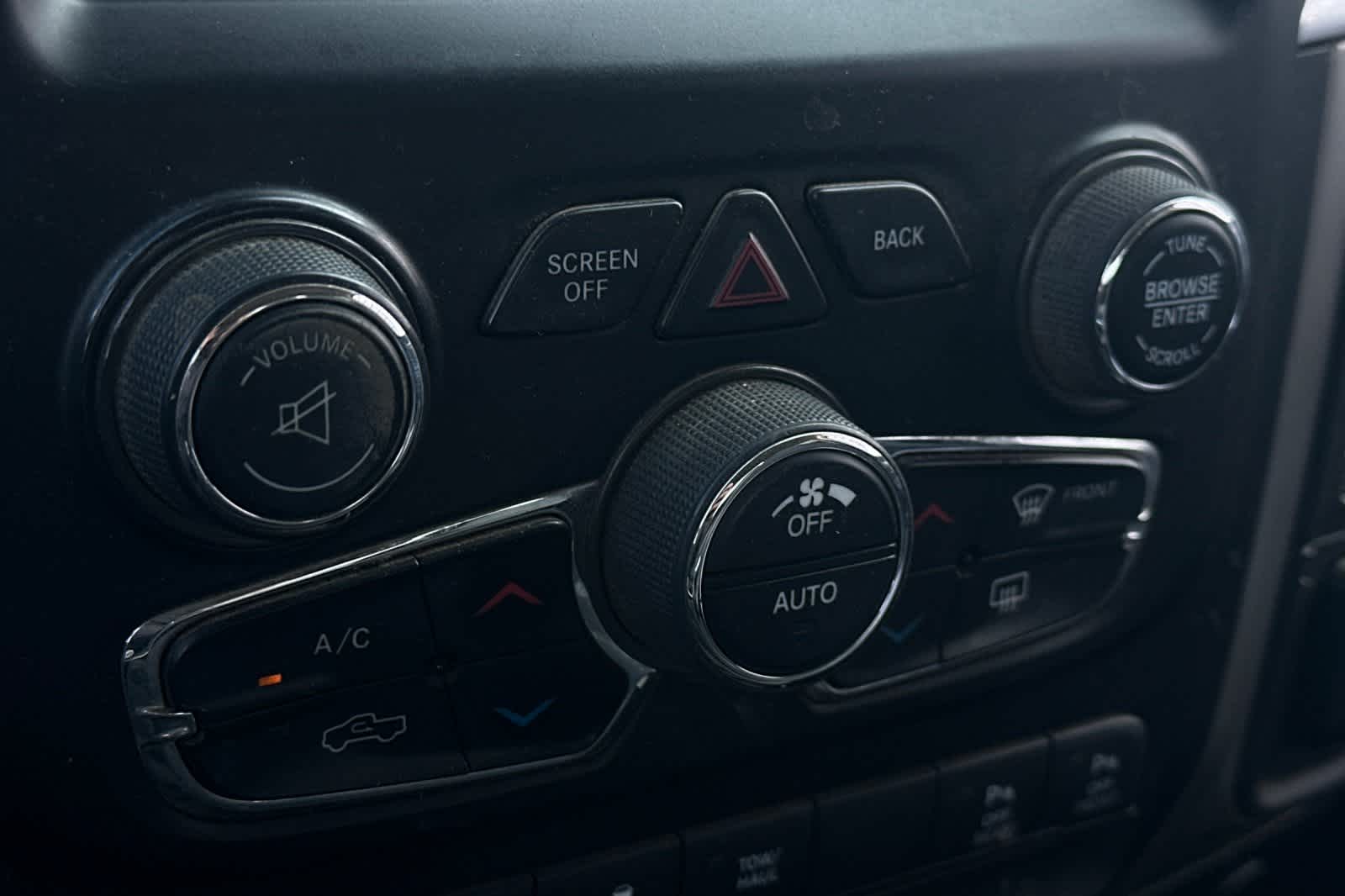 Thumbnail: 2017 RAM 1500 - 21