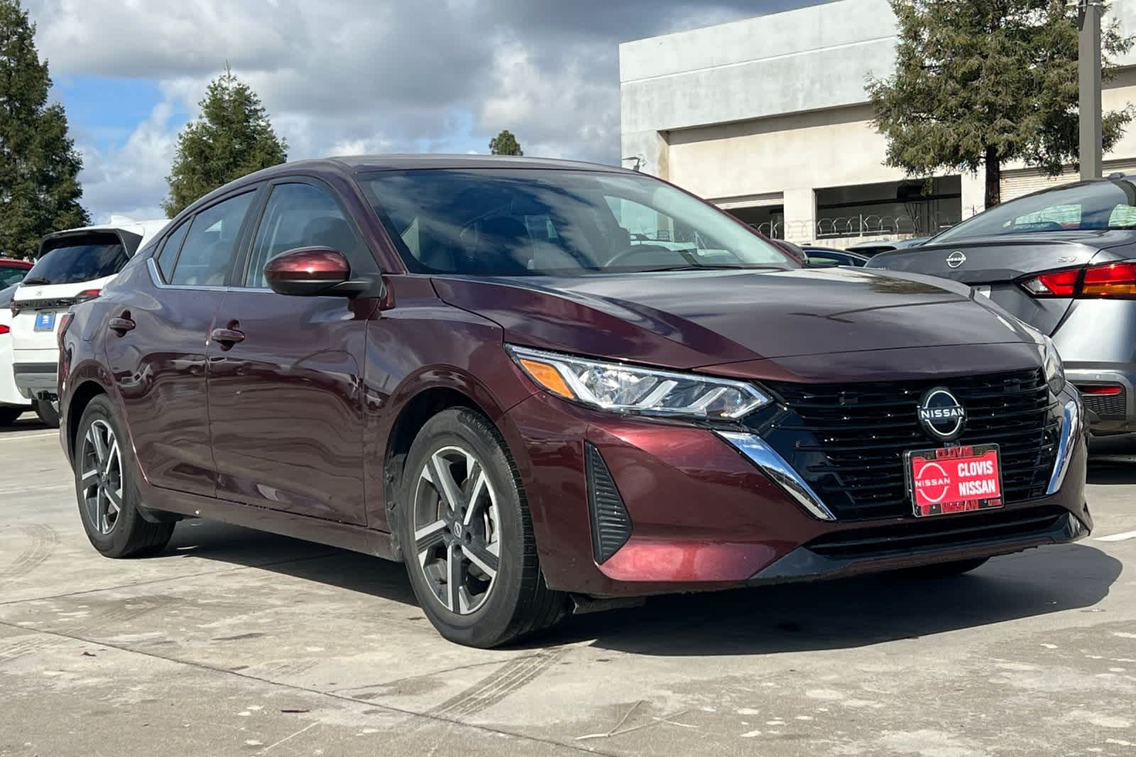 Thumbnail: 2025 Nissan Sentra - 10