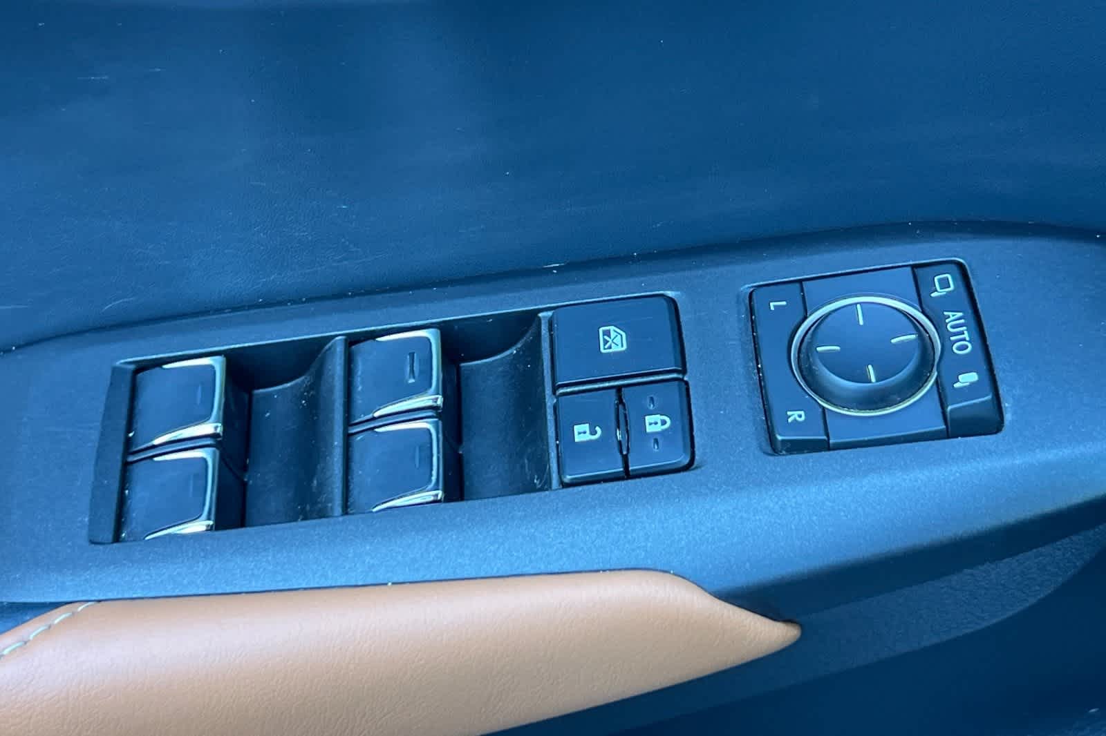 Thumbnail: 2020 Lexus NX - 14