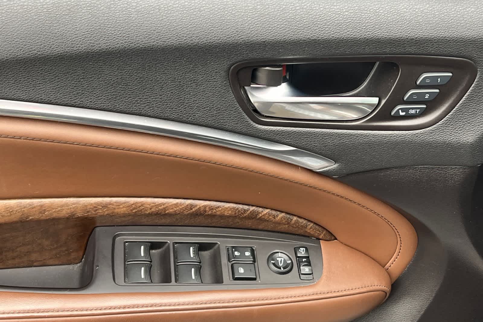 Thumbnail: 2019 Acura MDX - 13