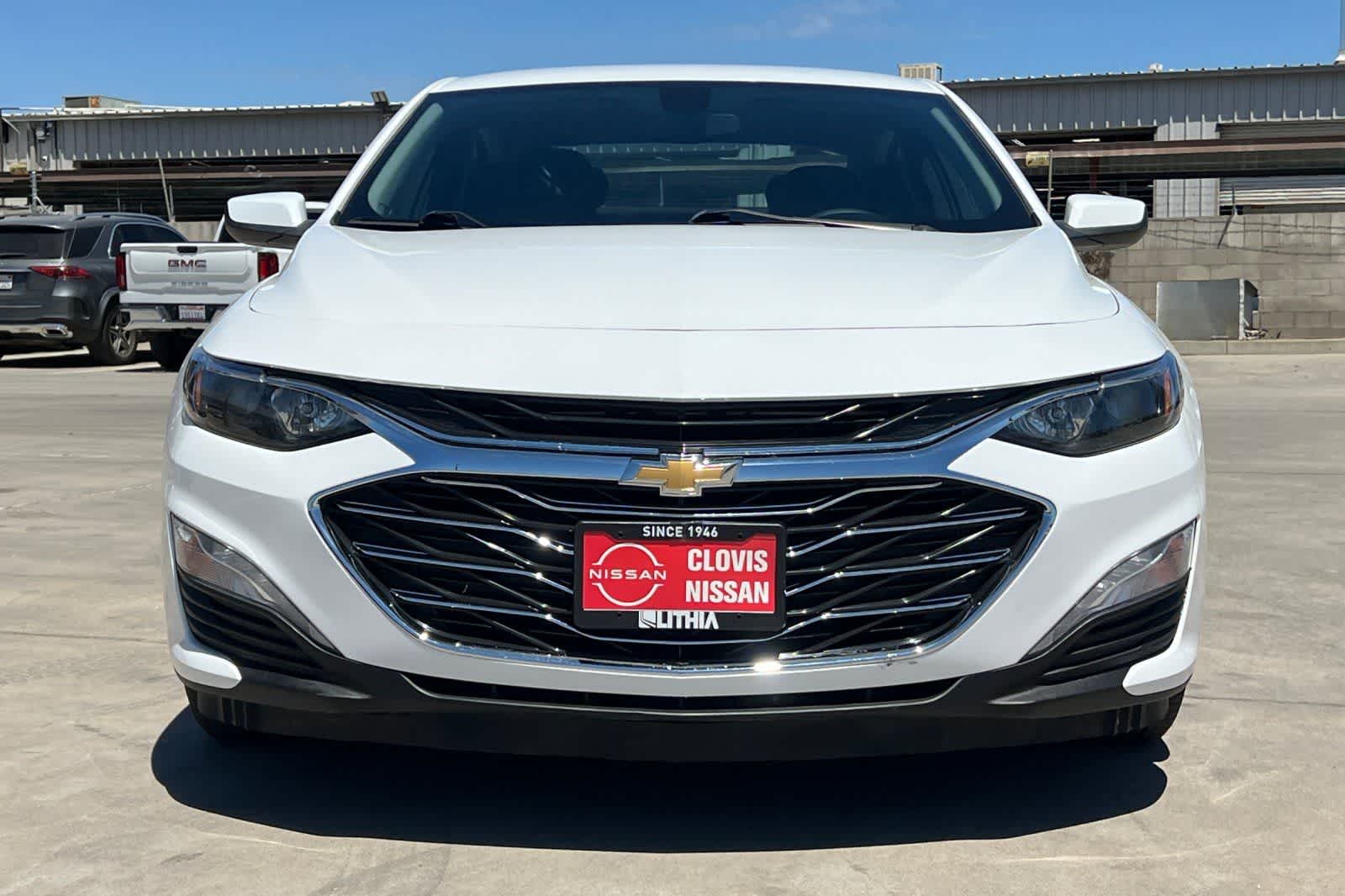 Thumbnail: 2022 Chevrolet Malibu - 11
