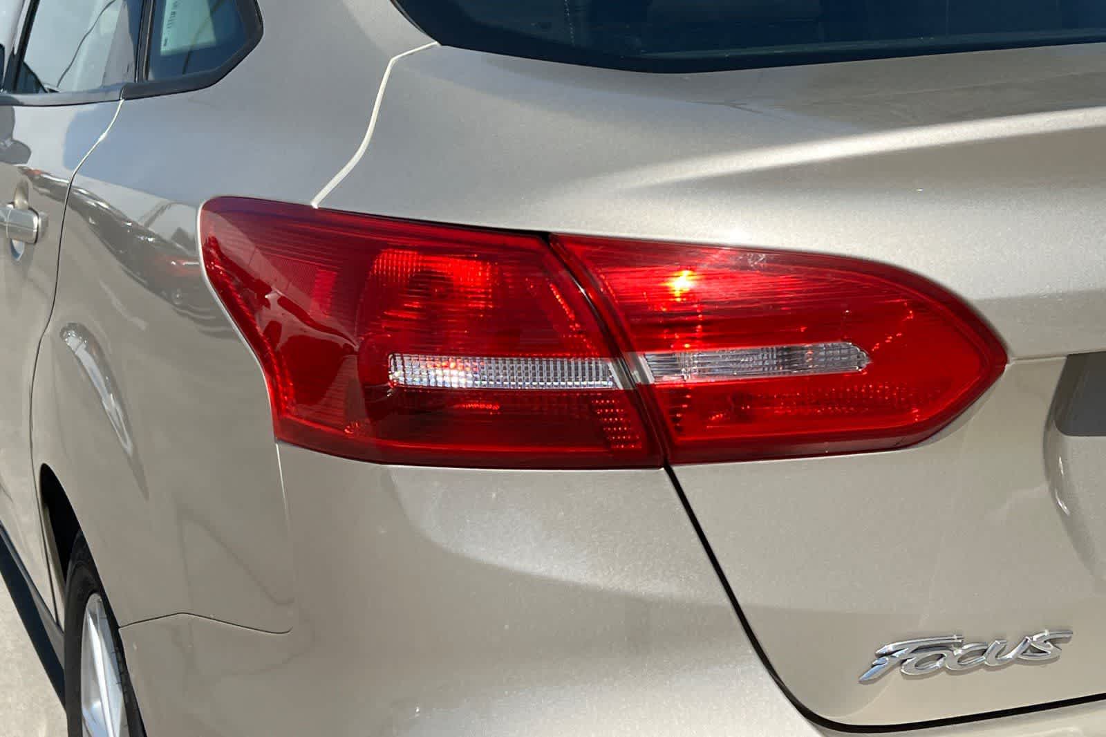 Thumbnail: 2018 Ford Focus - 13