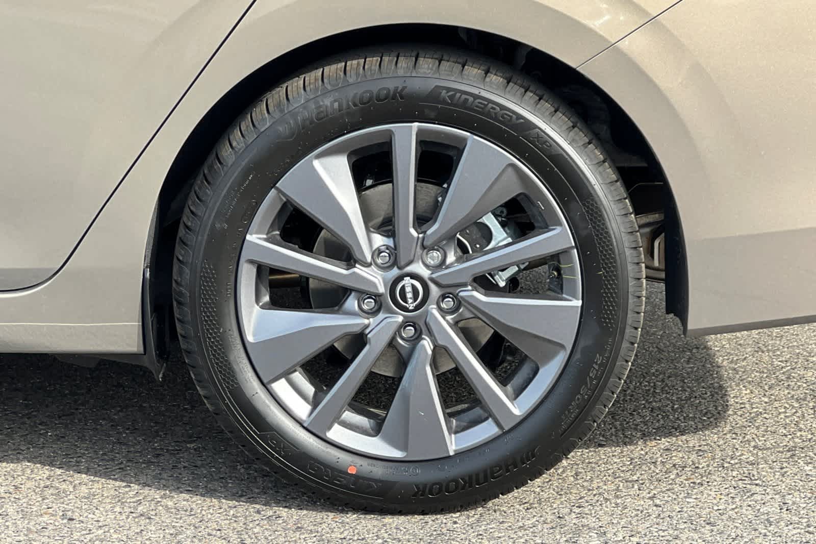 Thumbnail: 2026 Nissan Sentra - 33