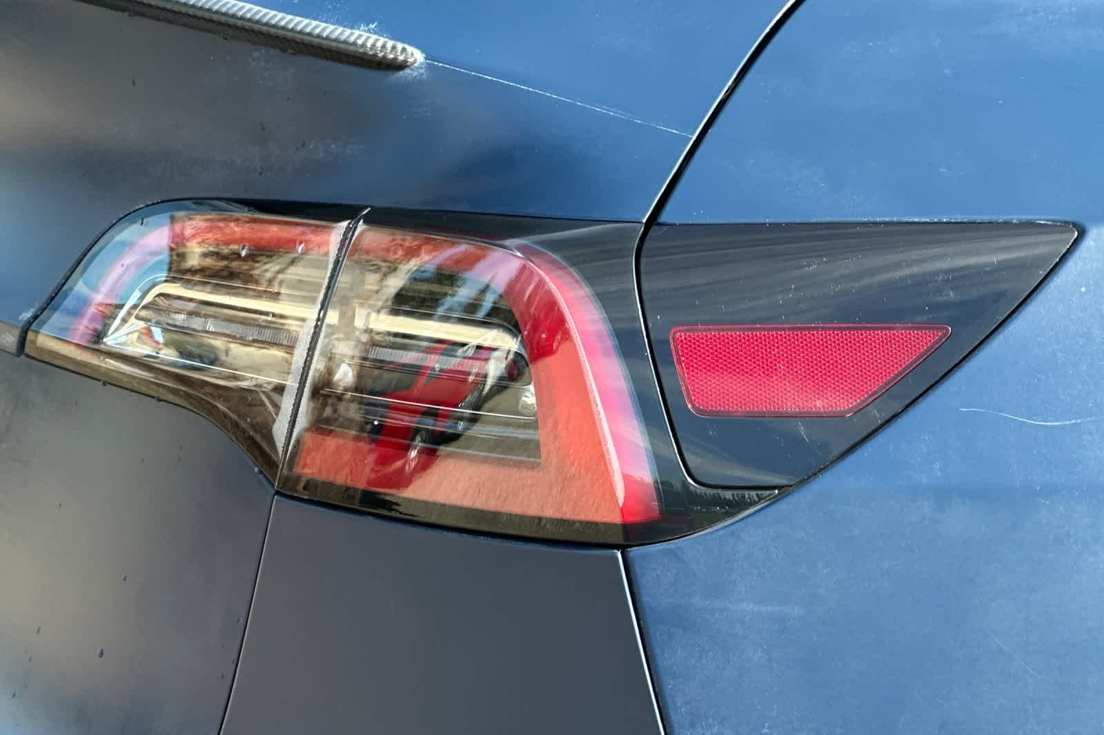 Thumbnail: 2022 Tesla Model Y - 33