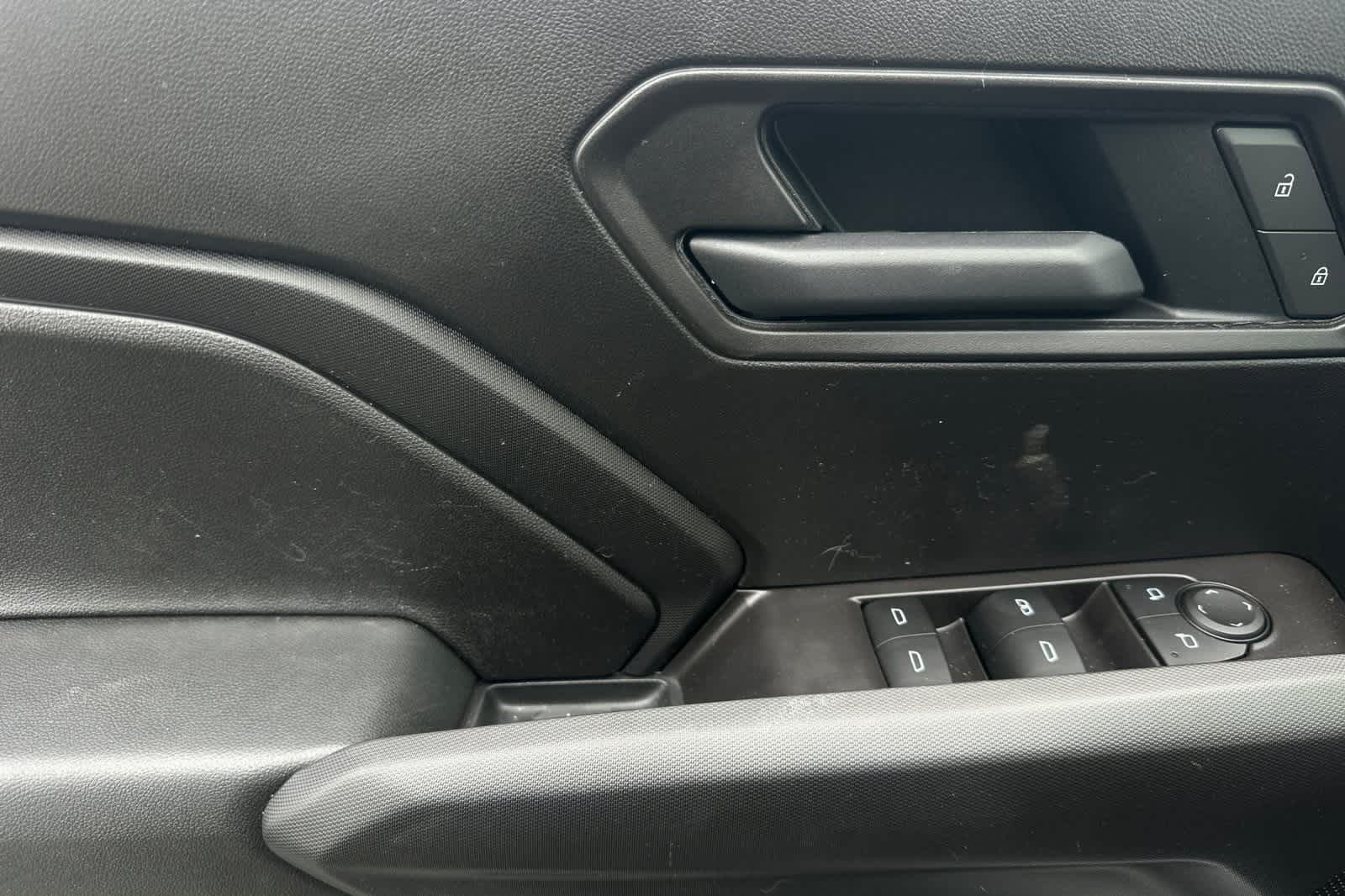 Thumbnail: 2026 Chevrolet Colorado - 15