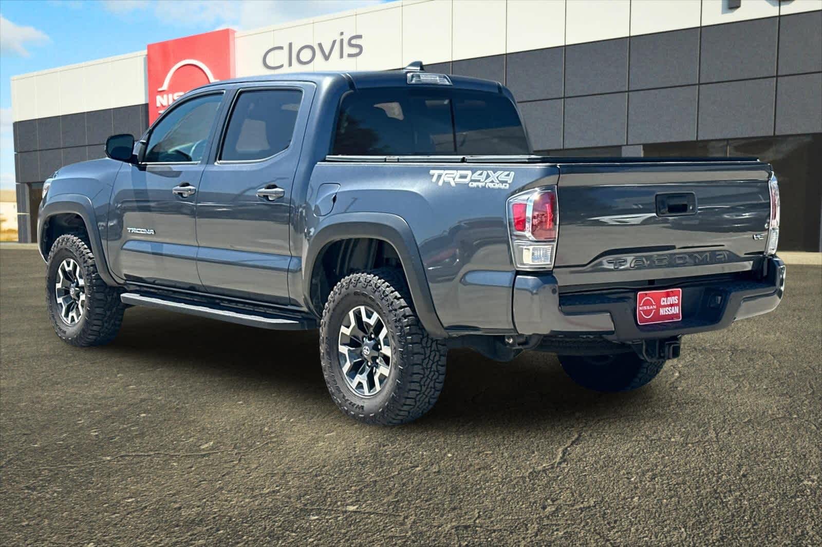 Thumbnail: 2021 Toyota Tacoma - 7