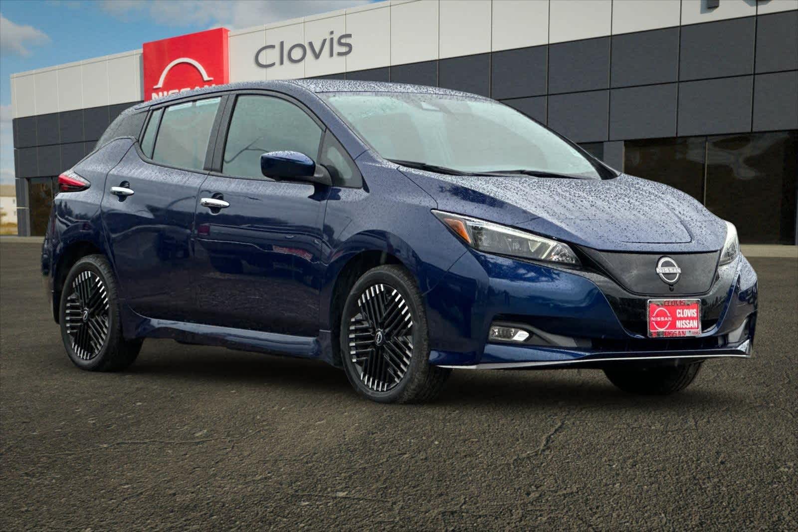 Thumbnail: 2024 Nissan Leaf - 10