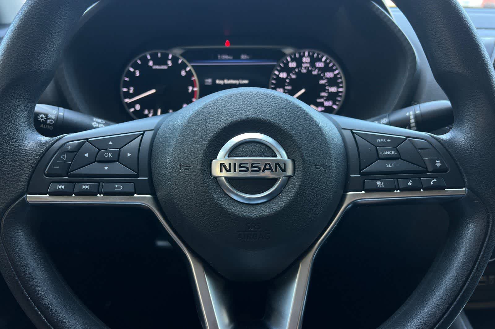 Thumbnail: 2023 Nissan Sentra - 24