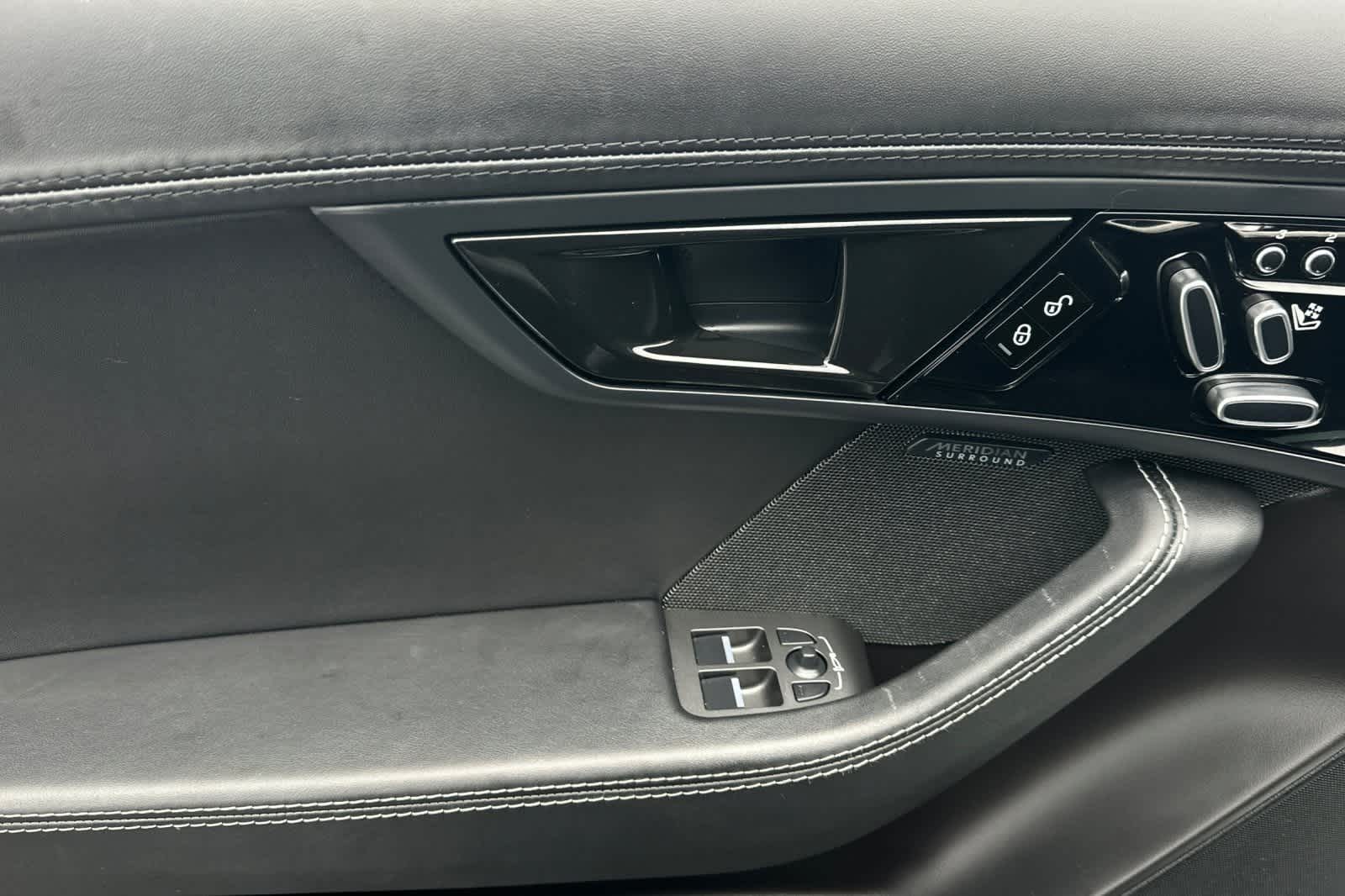 Thumbnail: 2018 Jaguar F-Type - 12