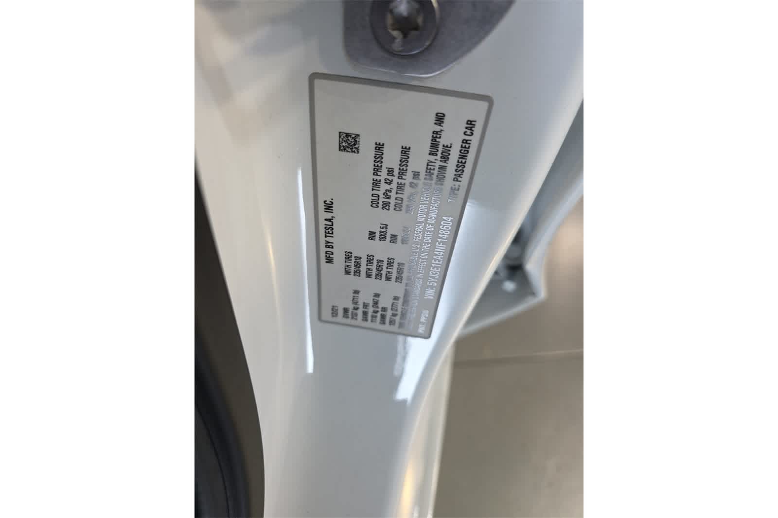 Thumbnail: 2022 Tesla Model 3 - 21