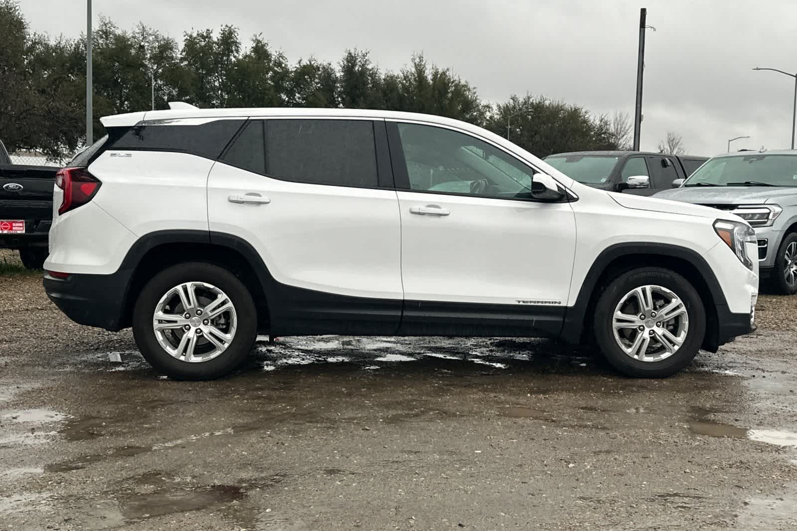 Thumbnail: 2024 GMC Terrain - 9