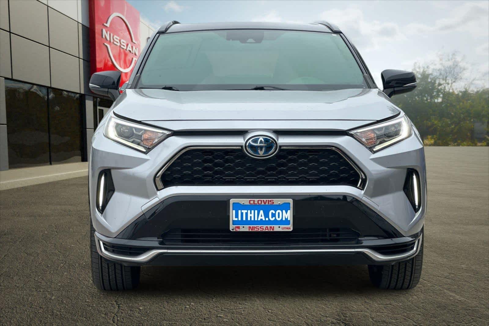 Thumbnail: 2021 Toyota RAV4 - 11