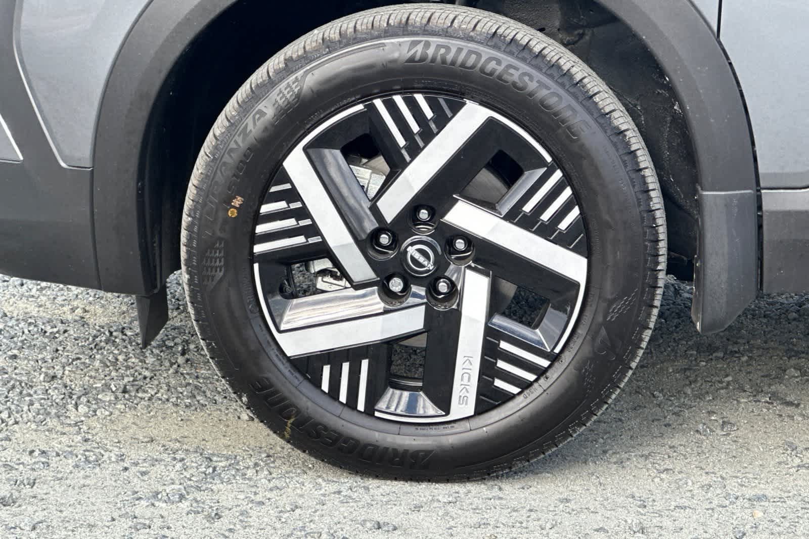 Thumbnail: 2026 Nissan Kicks - 30